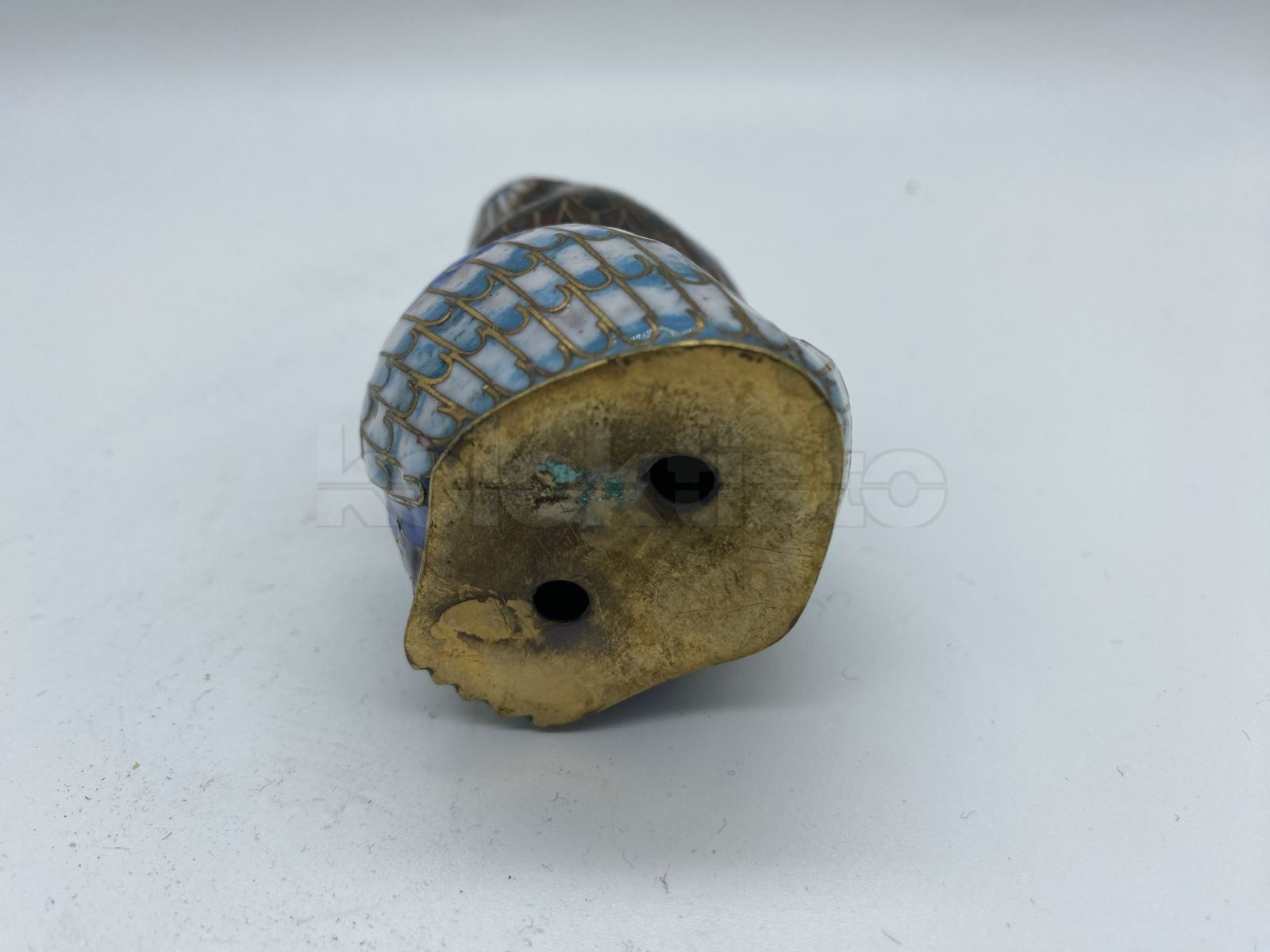Mosazná sovička zdobená smaltem