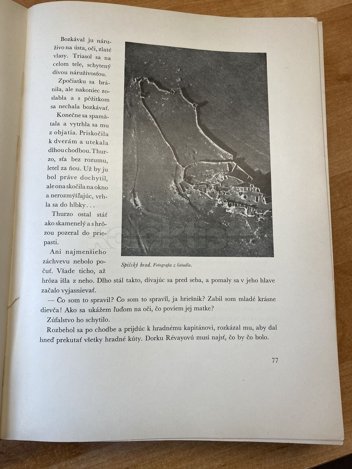 Kniha Slovenské hrady, autor Ludvík Janota, pouze 2. a 3. díl, cena za 1 výtisk