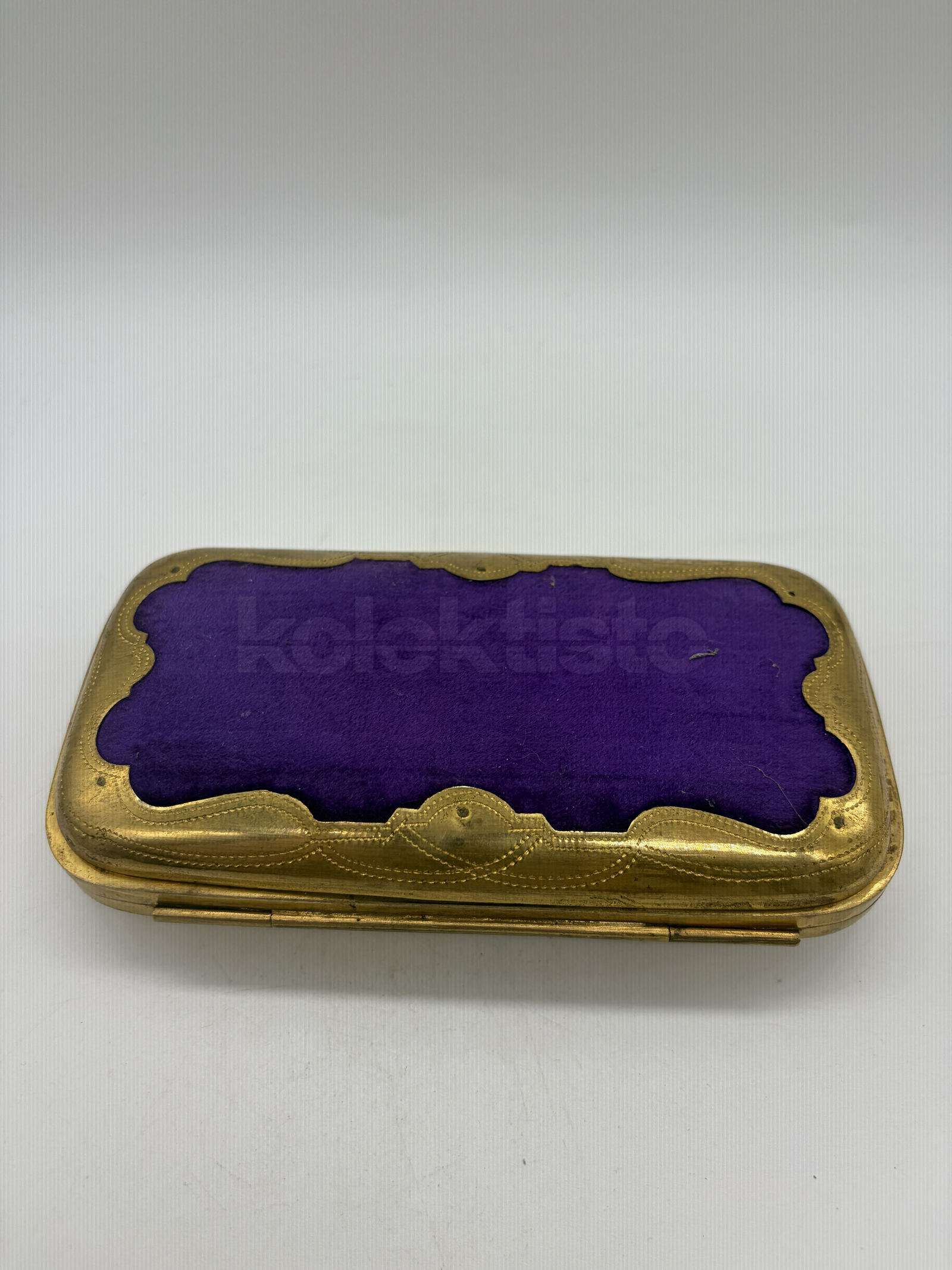 Mosazné pouzdro na doutníky s poznámkovým blokem