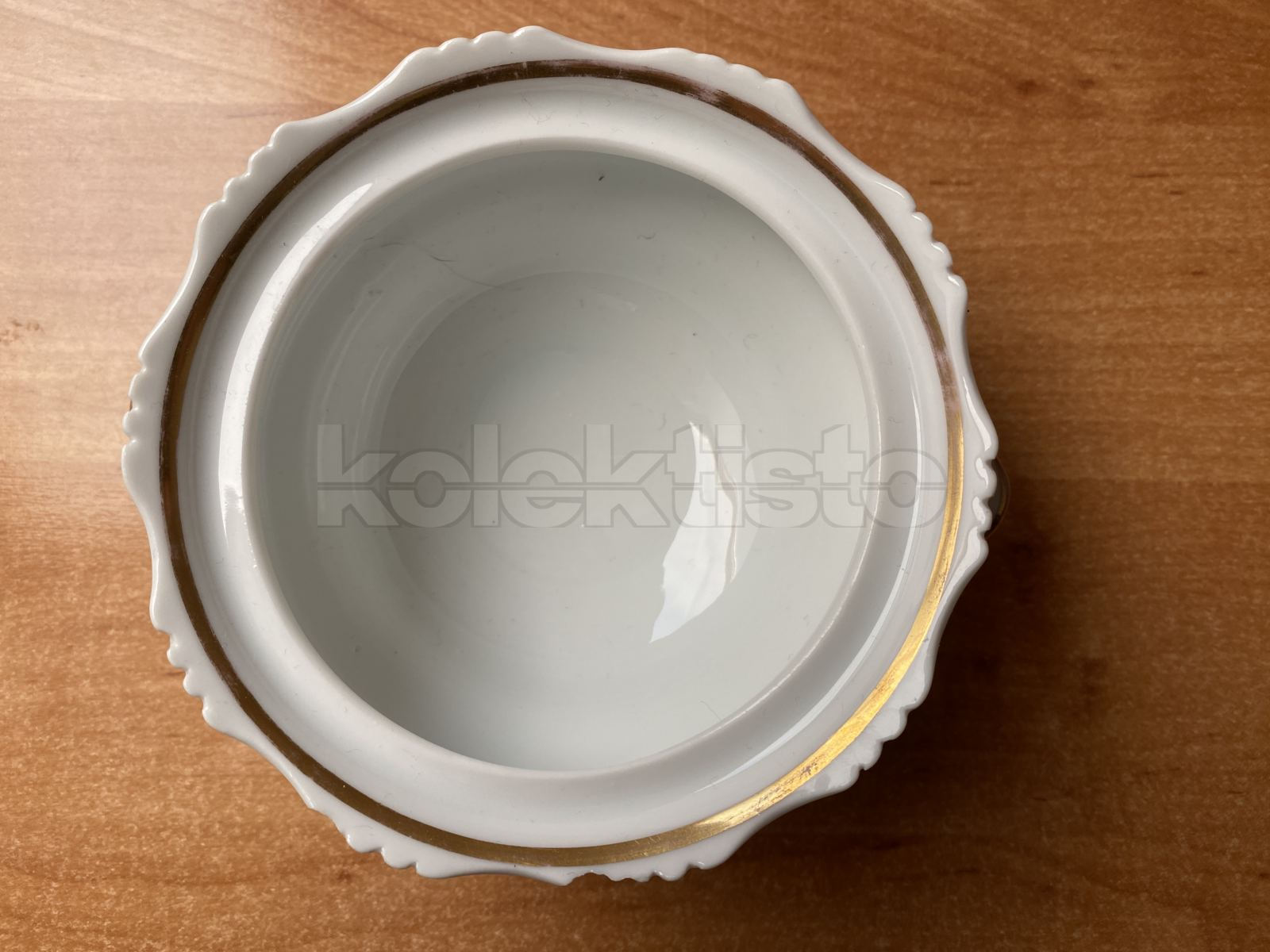 Porcelánová cukřenka