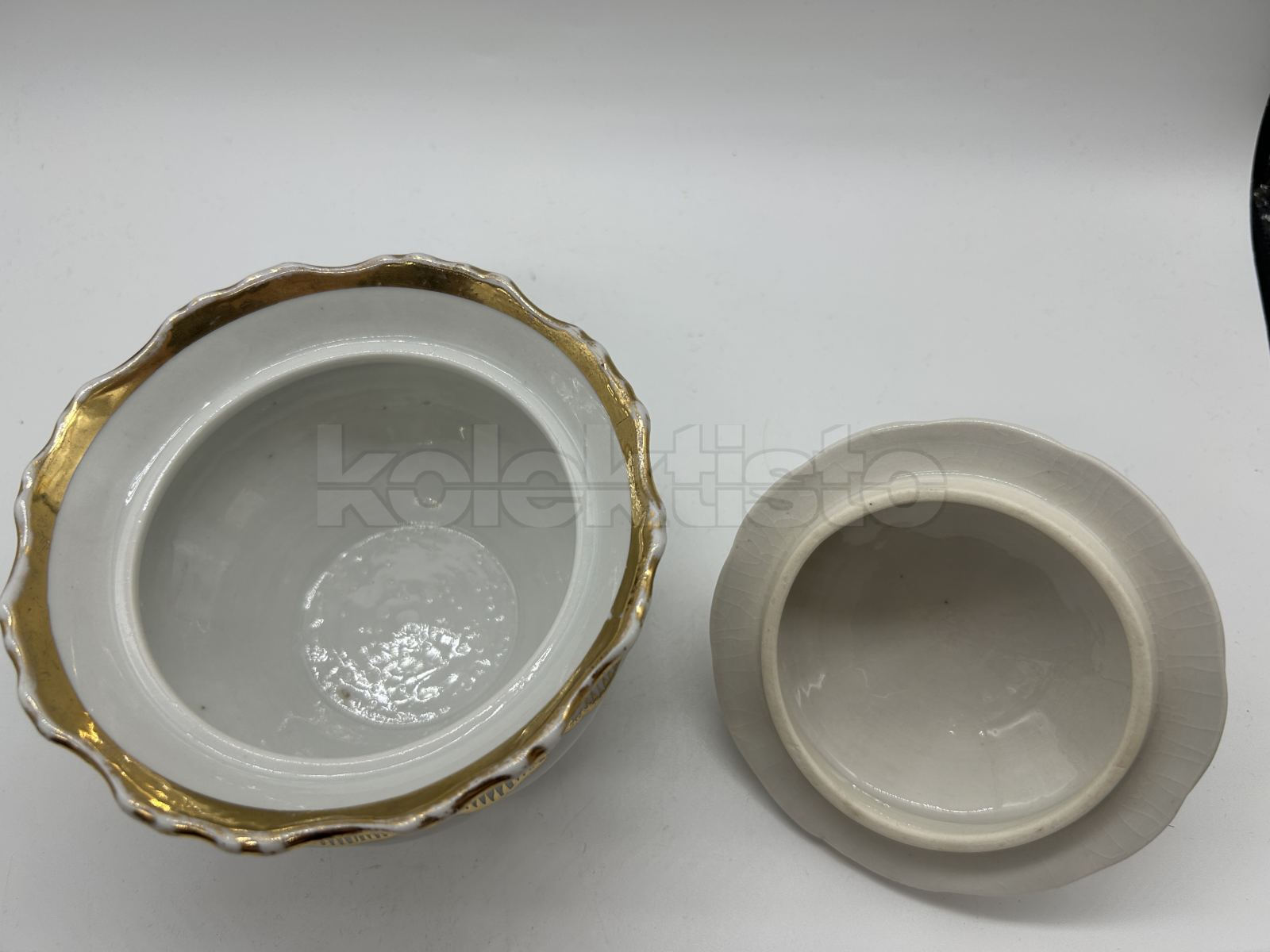 Porcelánová cukřenka