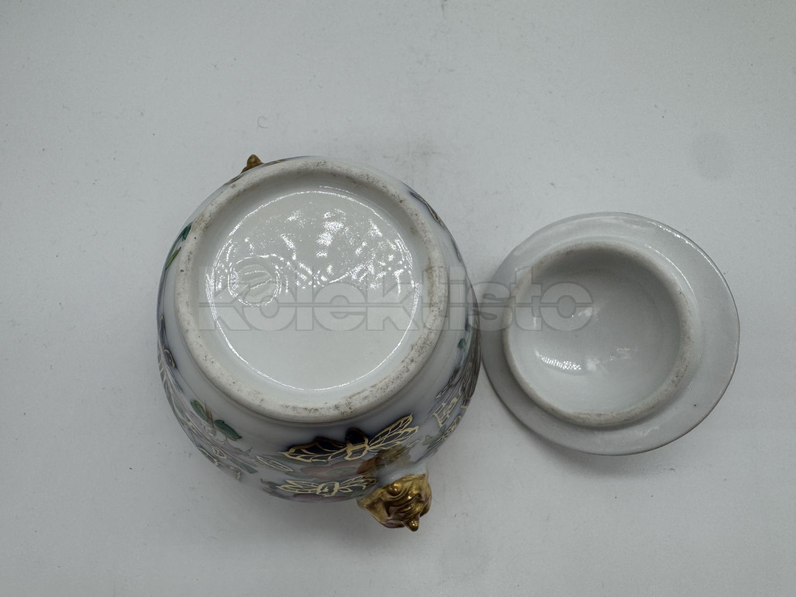 Porcelánová cukřenka