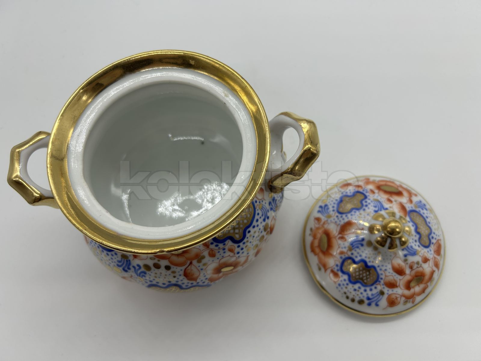 Porcelánová cukřenka ze sady porcelánu