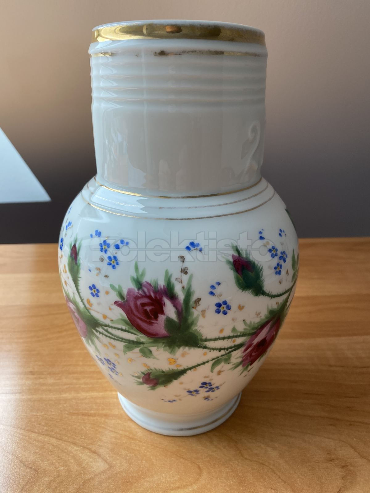 Porcelánový malovaný džbán
