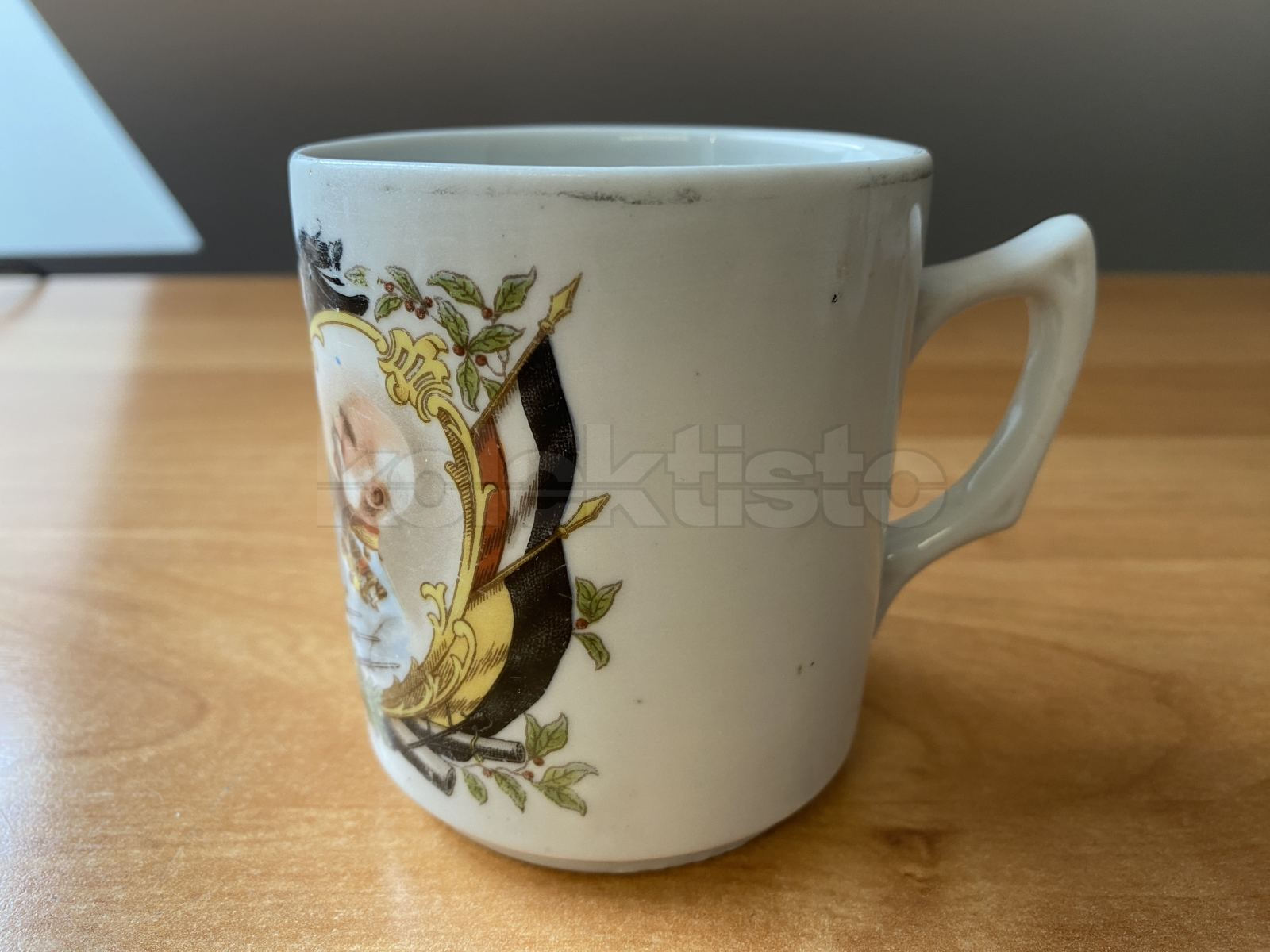 Porcelánový hrnek Franz Josef a Vilém II.