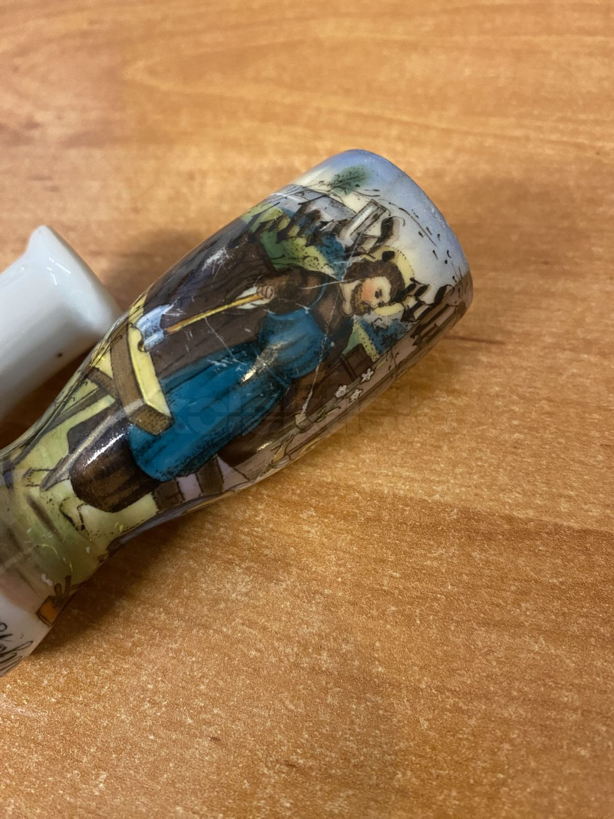 Porcelánová fajfka NÁBOŽENSKÝ MOTIV