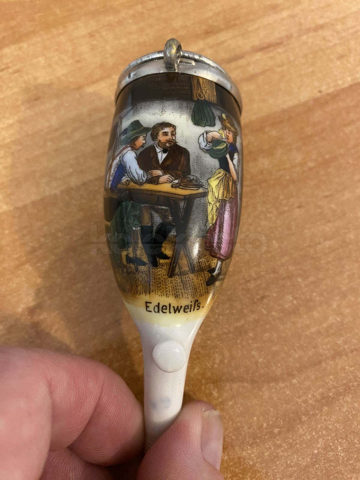 Porcelánová fajfka