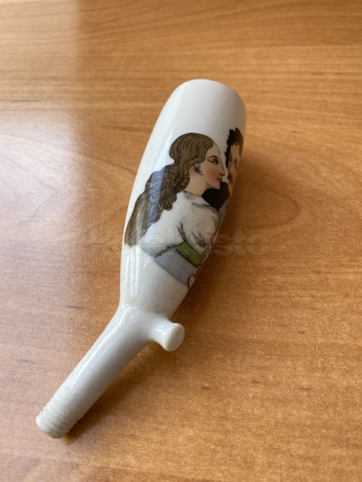 Porcelánová fajfka