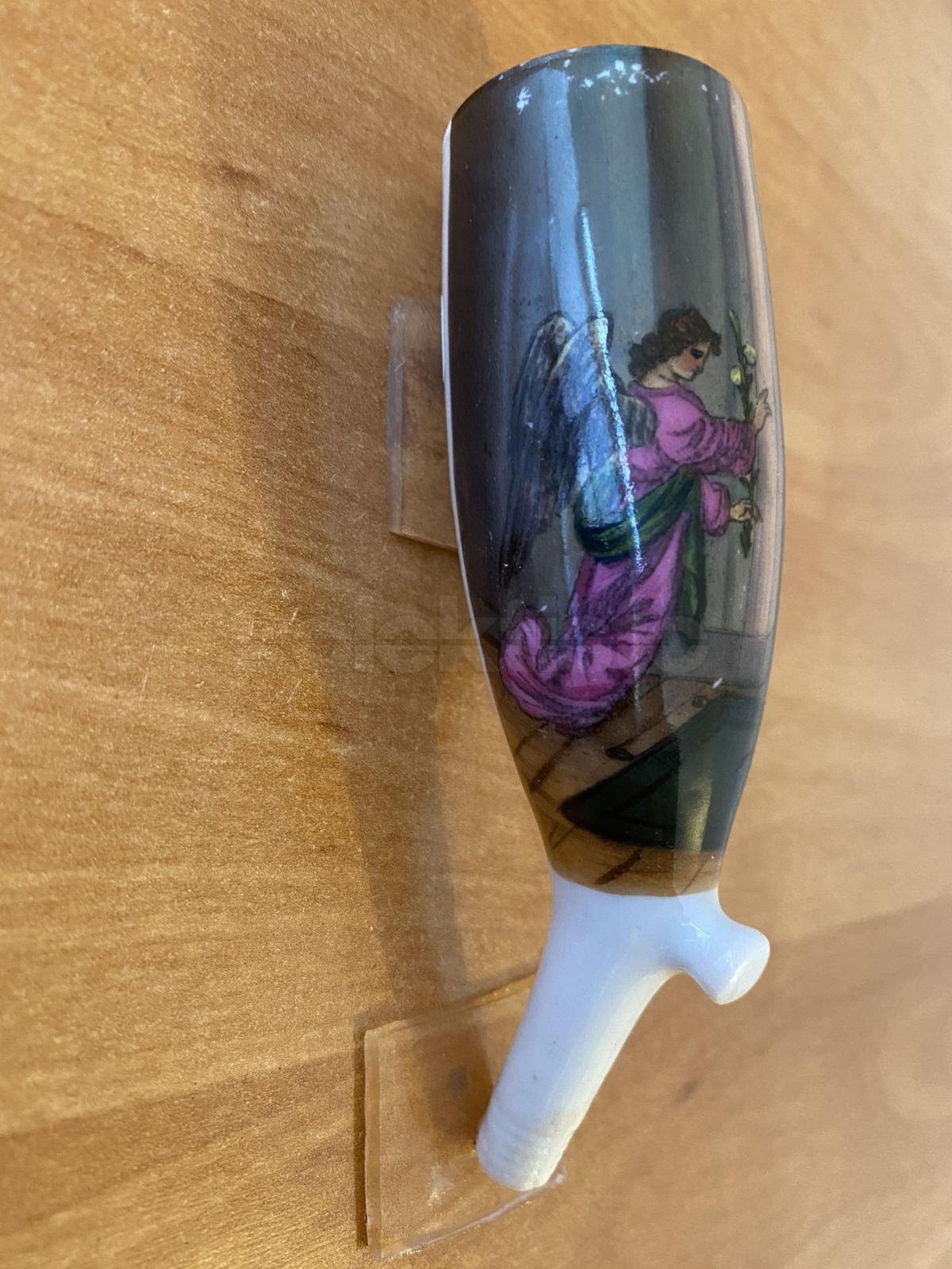 Porcelánová fajfka s kolénkem