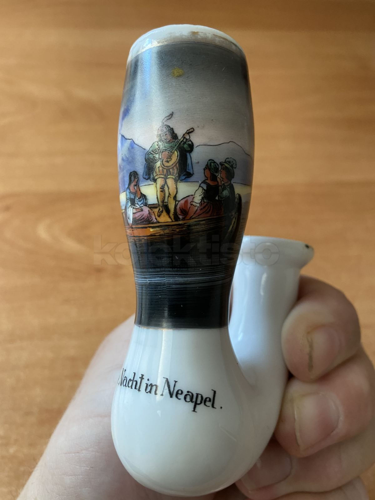 Porcelánová fajfka labutěnka Noc v Neapoli