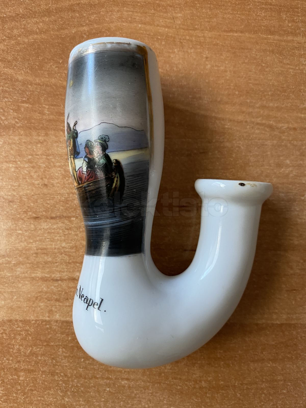 Porcelánová fajfka labutěnka Noc v Neapoli