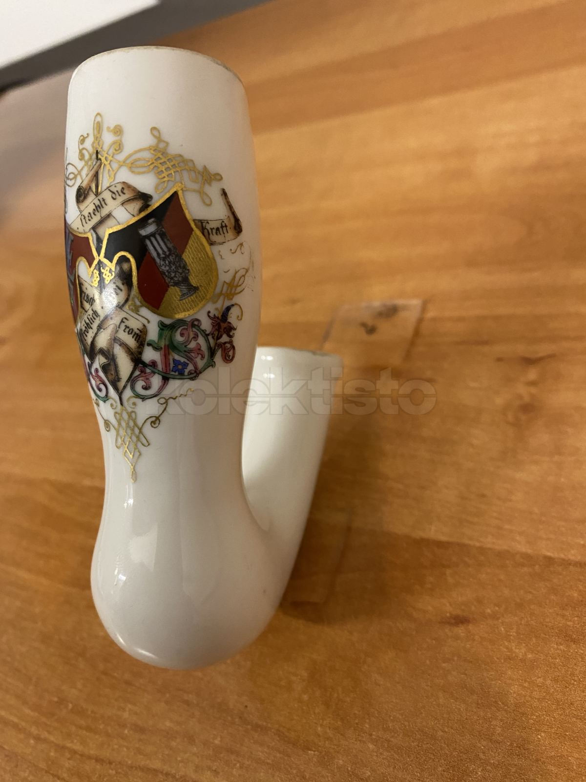 Porcelánová fajfka labutěnka s malbou německého cvičebního spolku