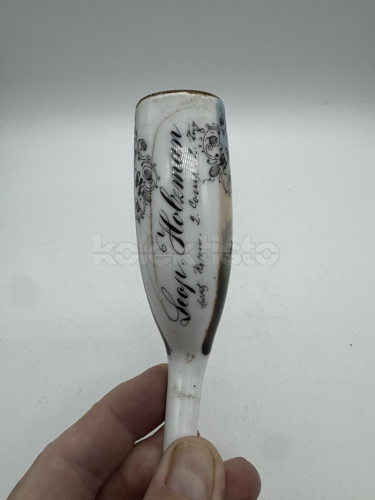 Porcelánová vojenská fajfka