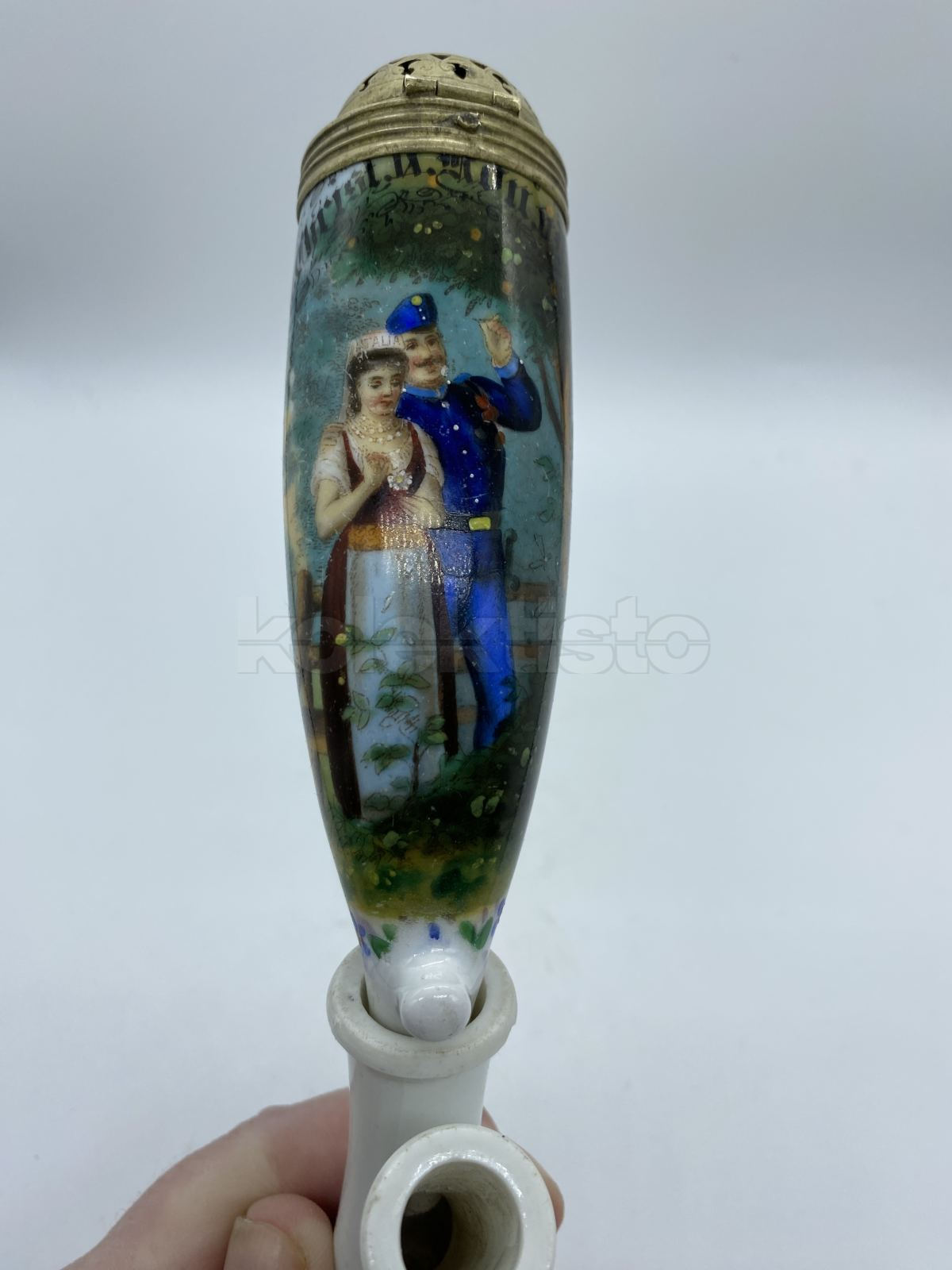 Porcelánová vojenská fajfka PĚŠÁK