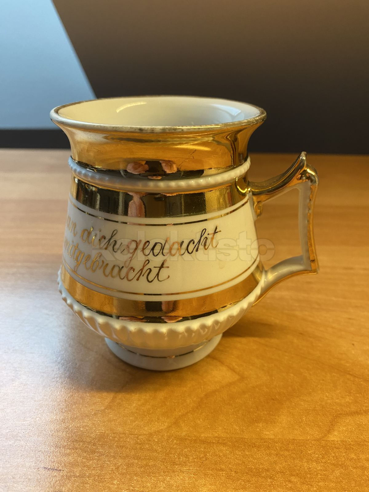 Porcelánový hrnek MUŠLÁK