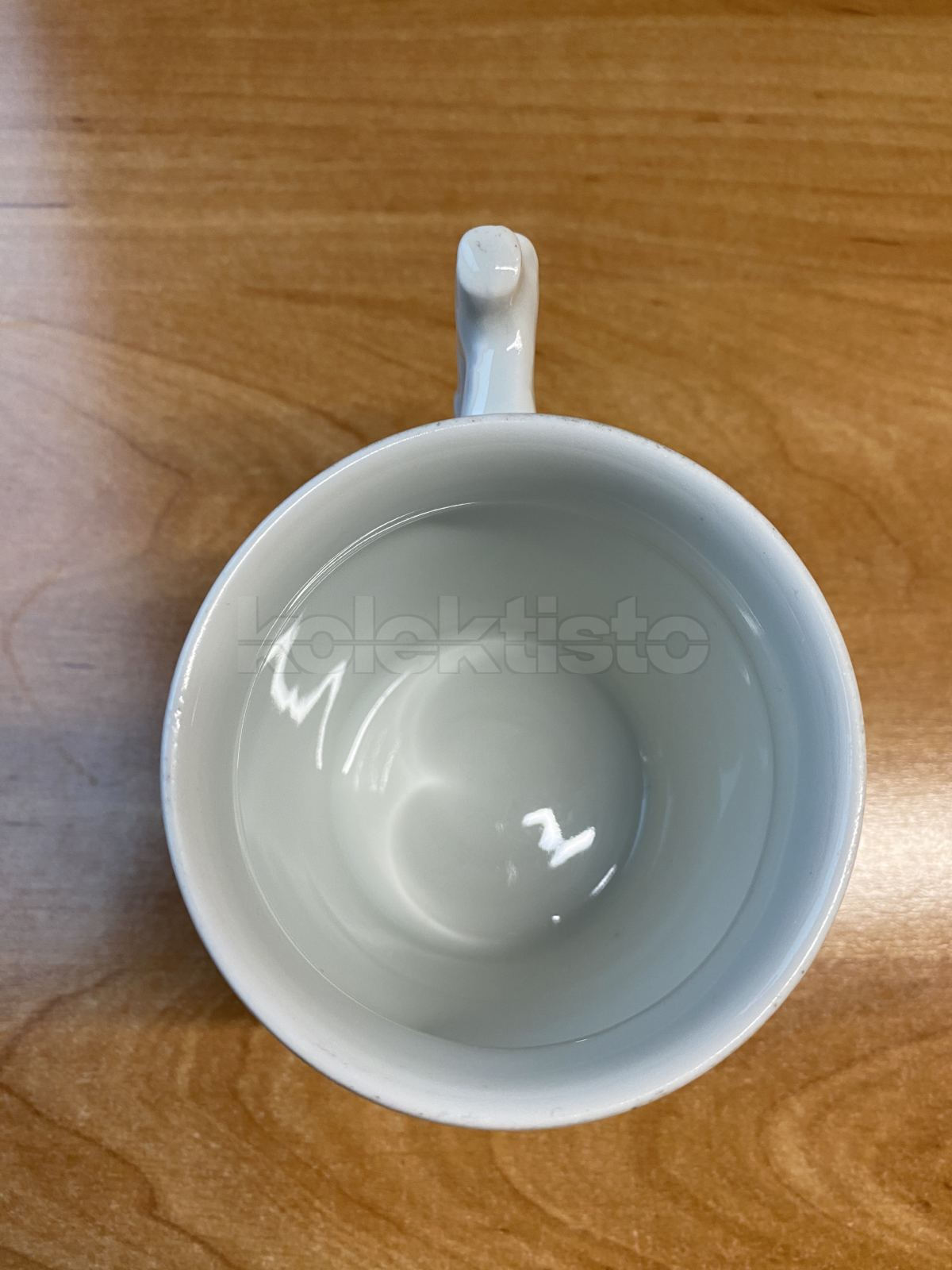 Porcelánový hrnek