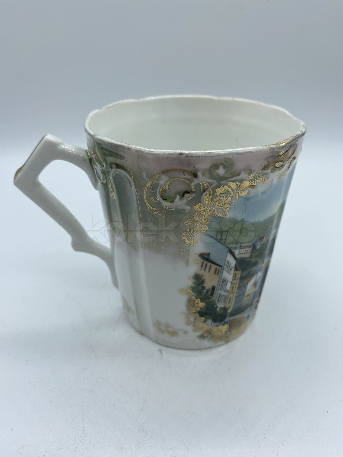 Porcelánový hrnek