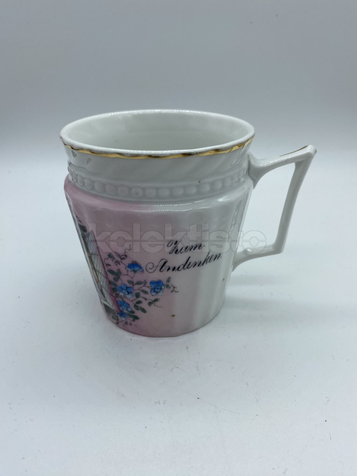 Porcelánový hrnek s obrázkem dětí