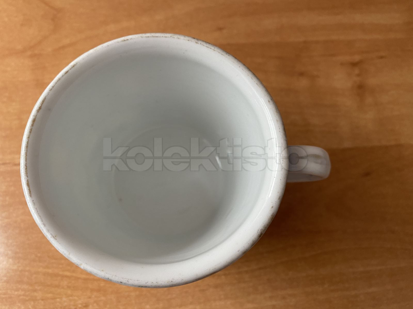 Porcelánový hrnek