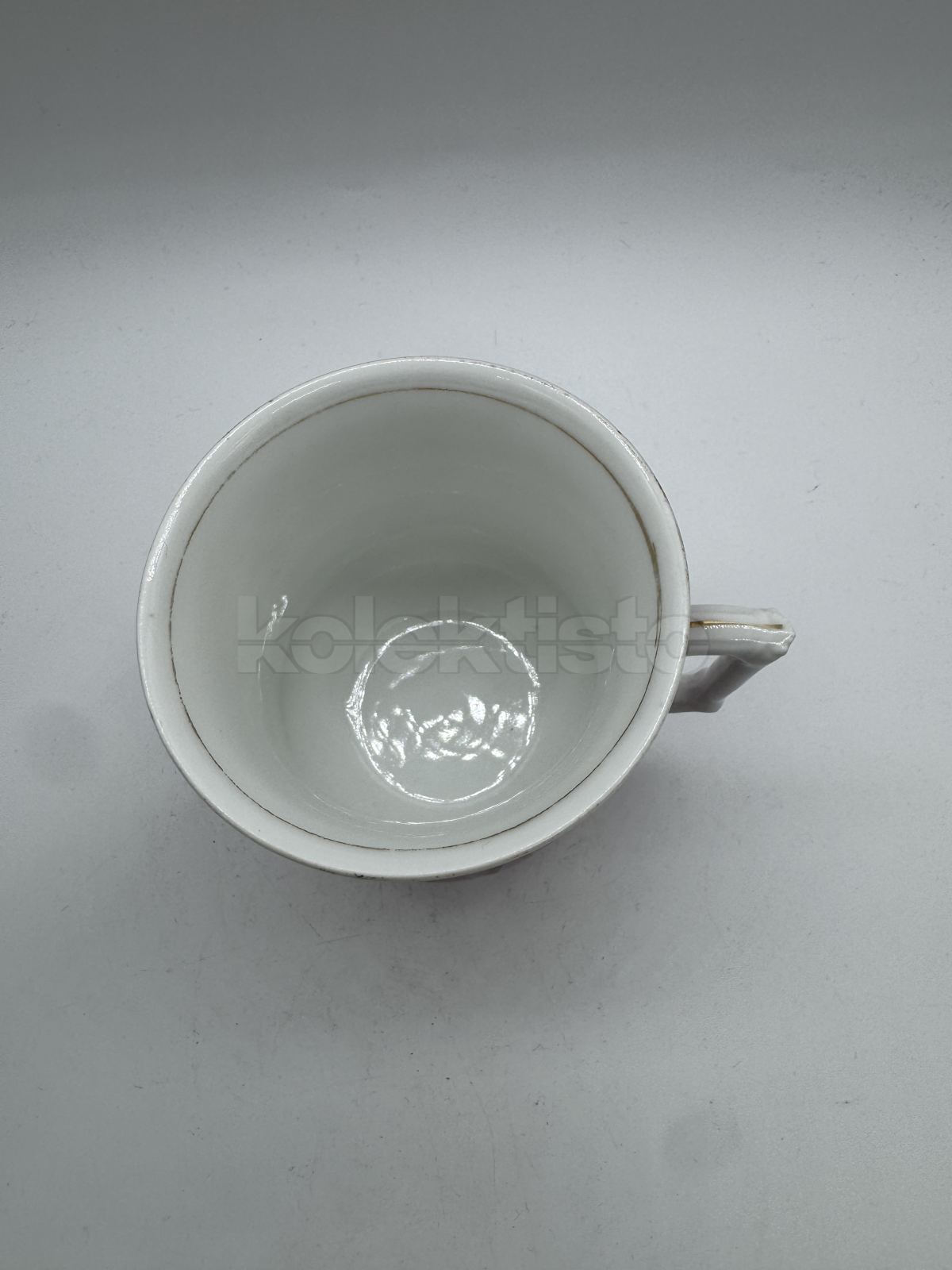Porcelánový hrnek