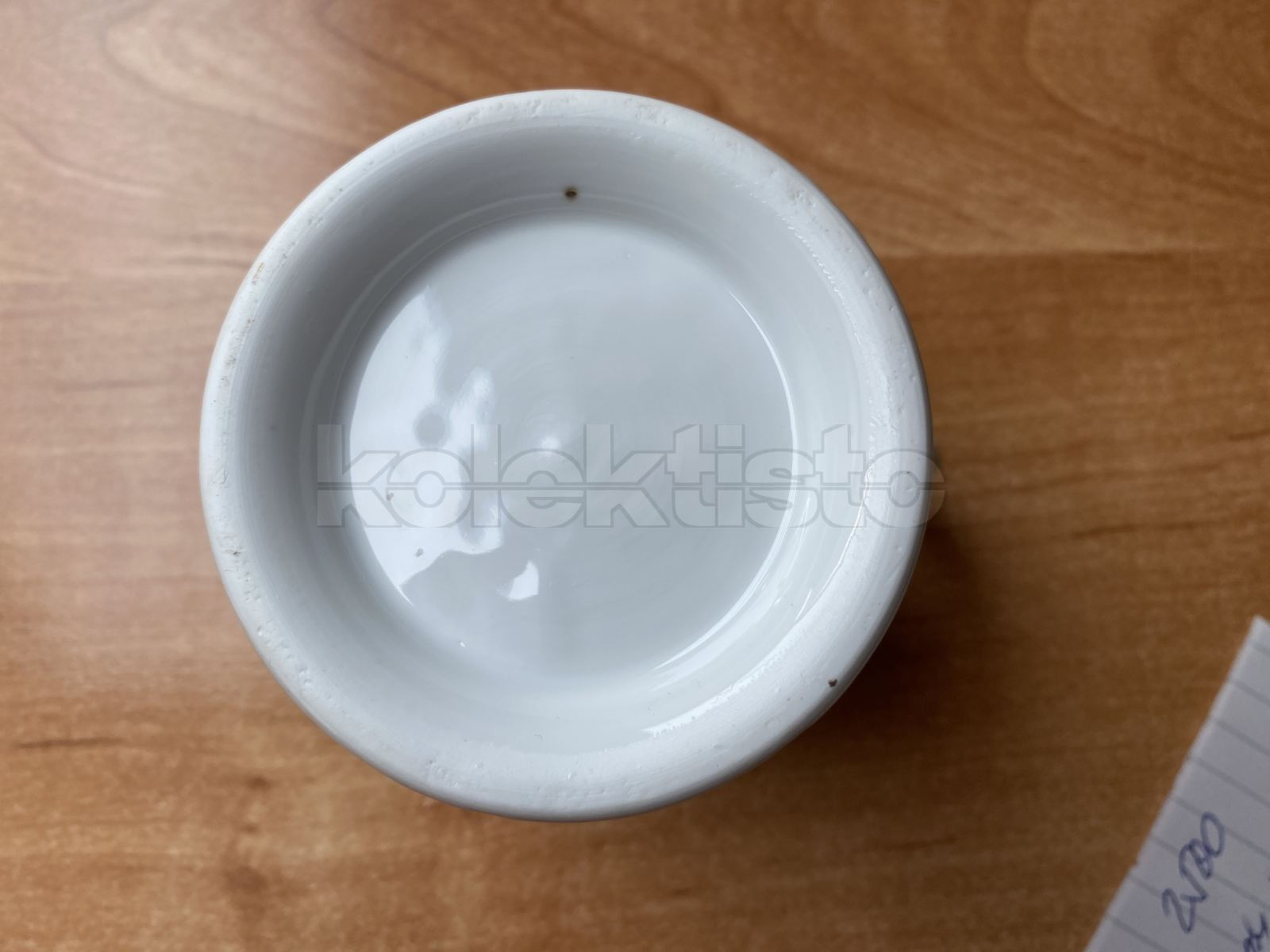 Porcelánový hrnek s průsvitkou