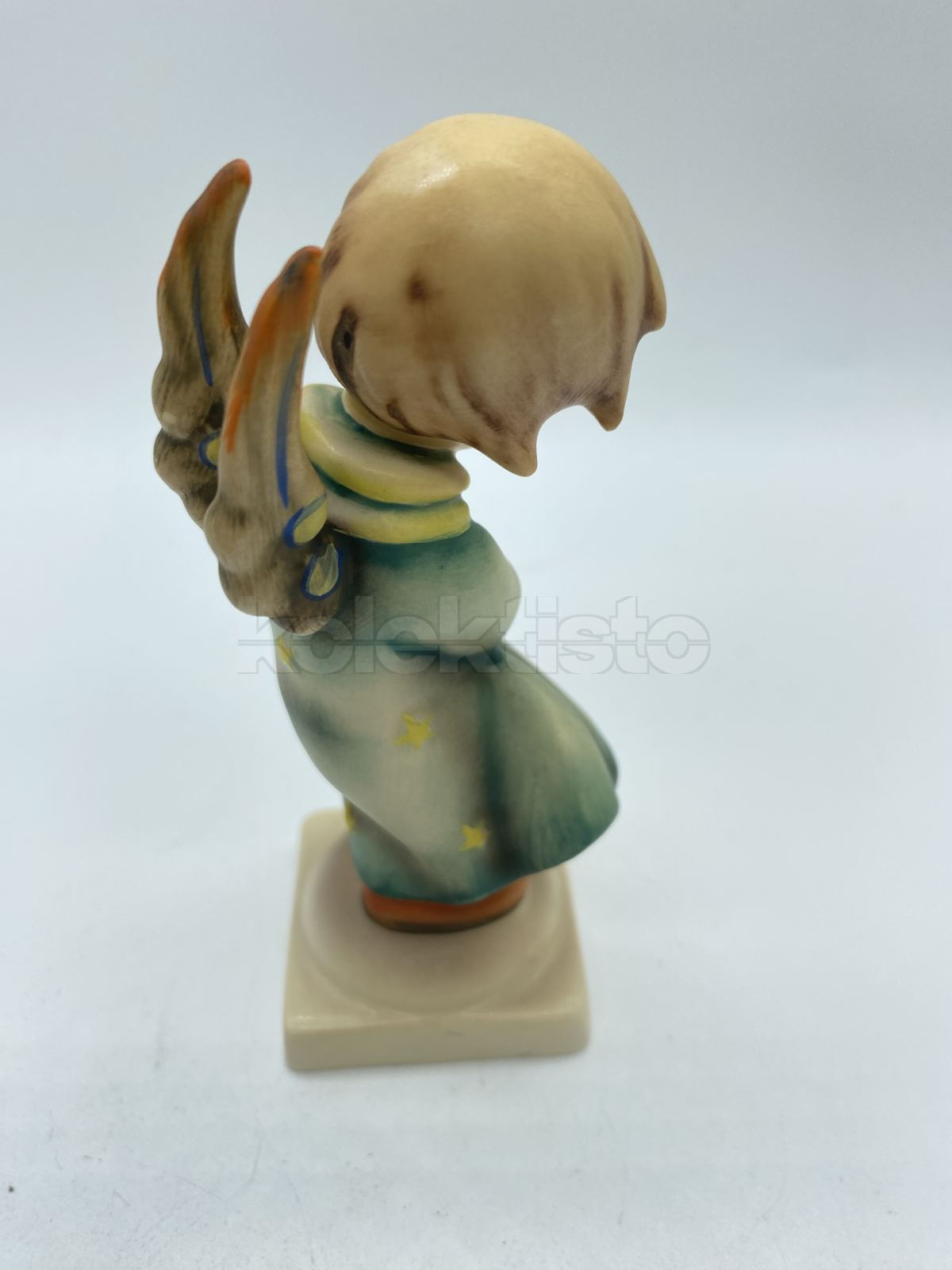 Porcelánová figurka ANDÍLEK 2