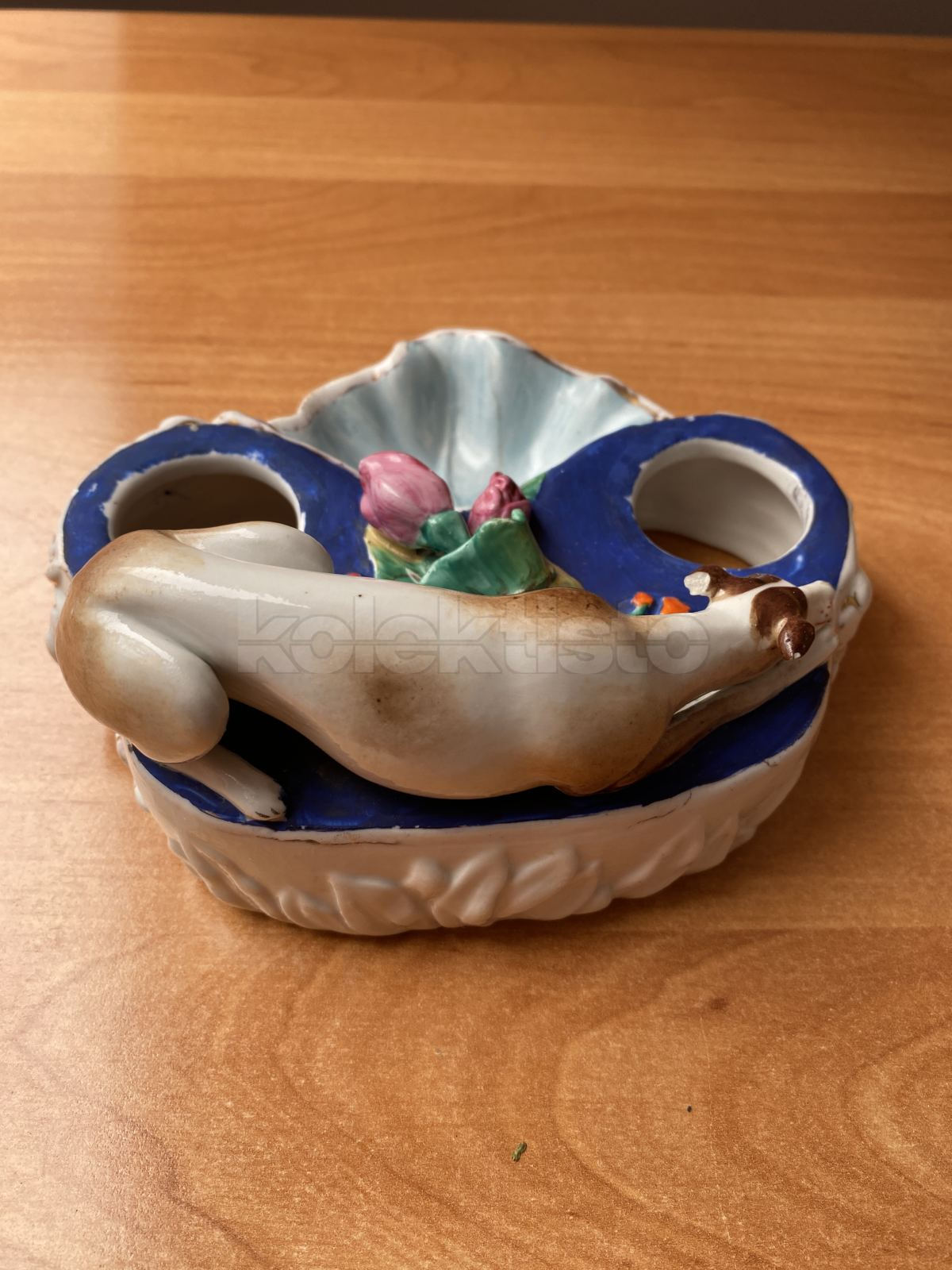 Porcelánový kalamář