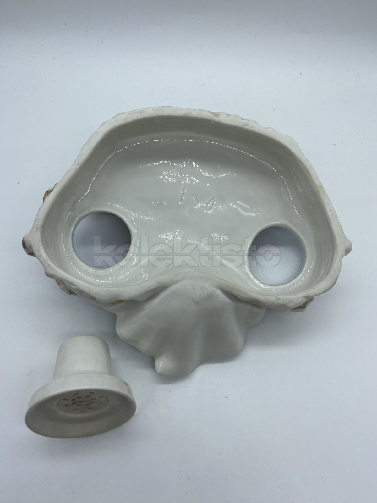 Porcelánový kalamář se psem