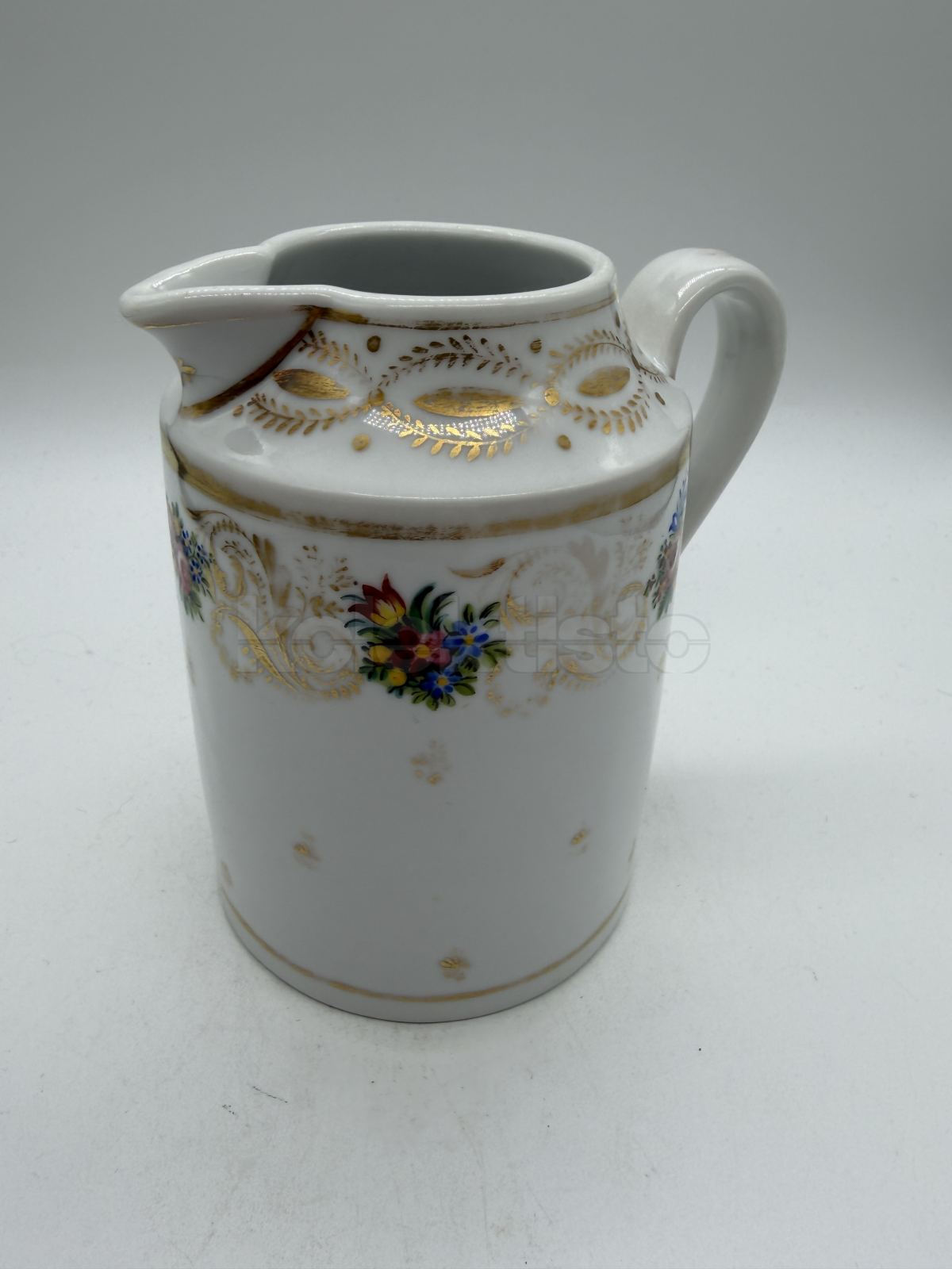 Porcelánová konvice