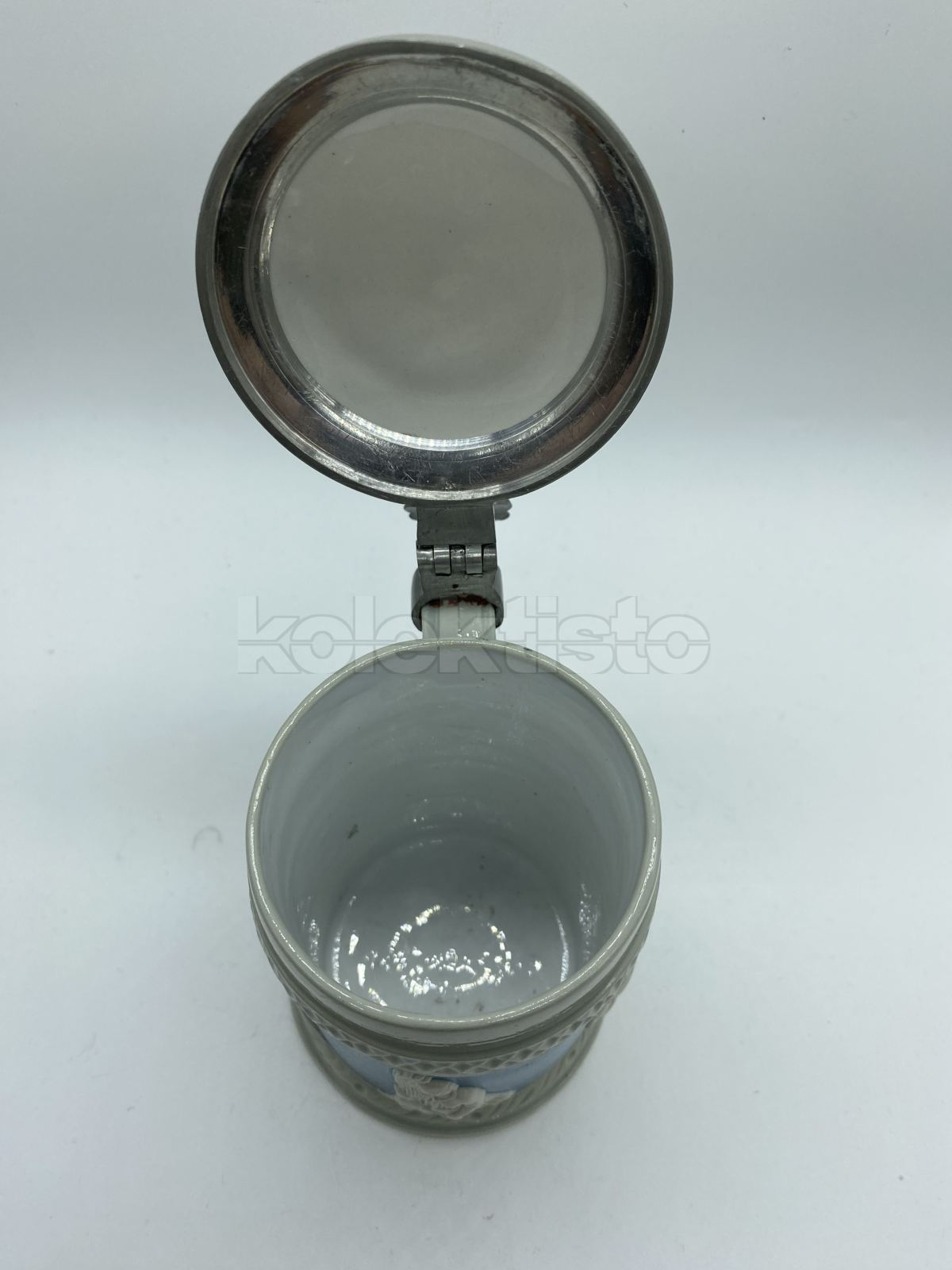 Porcelánový korbel