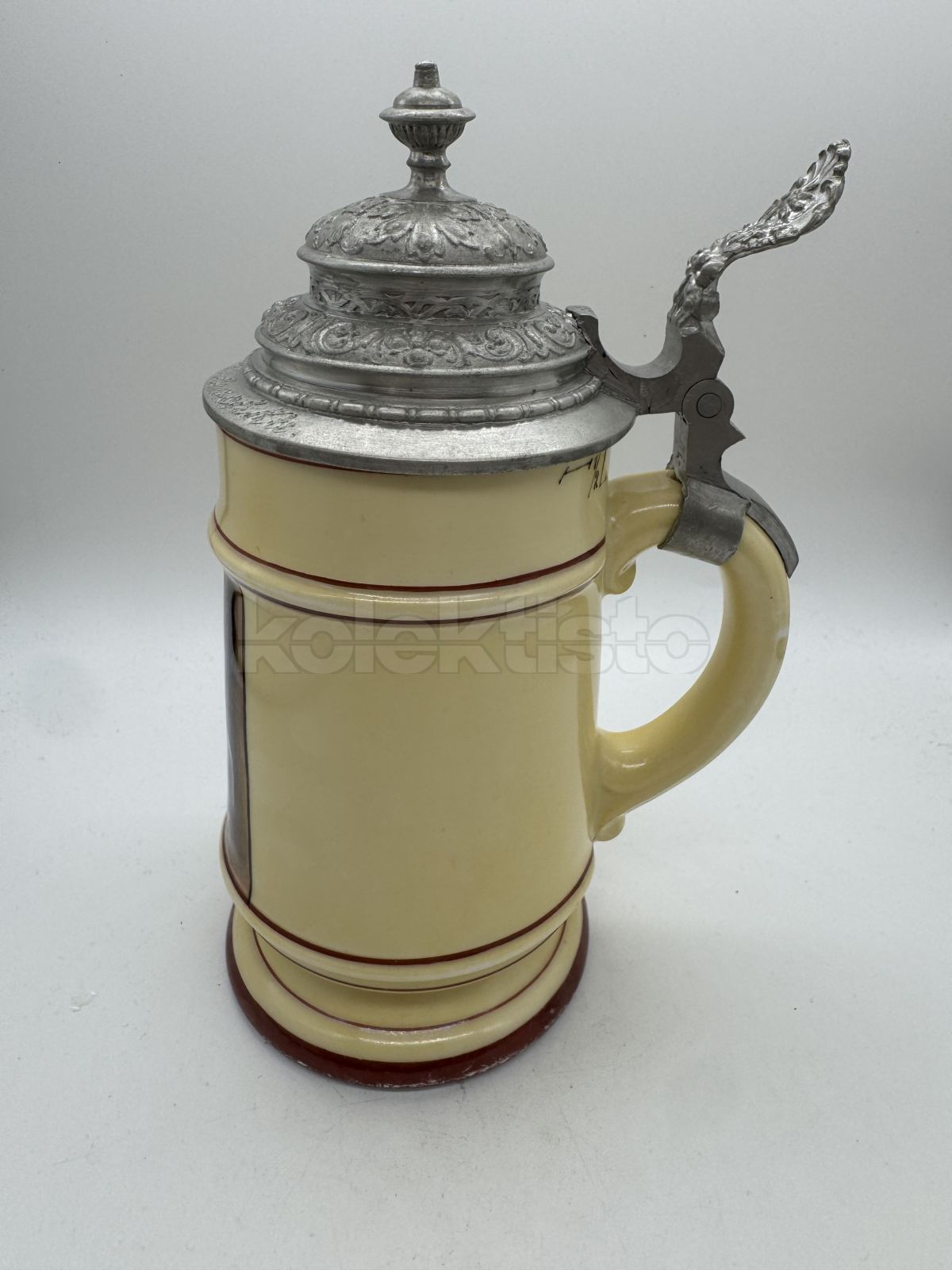 Porcelánový korbel s průsvitkou