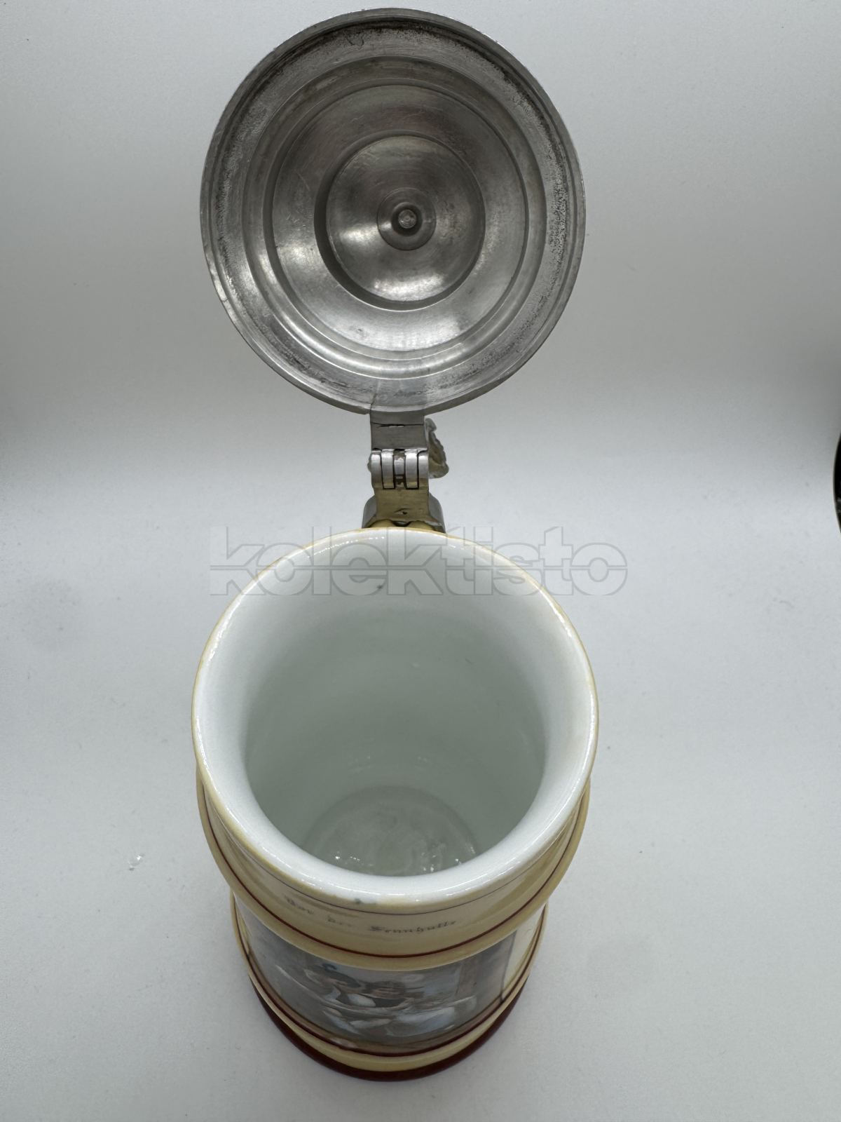 Porcelánový korbel s průsvitkou