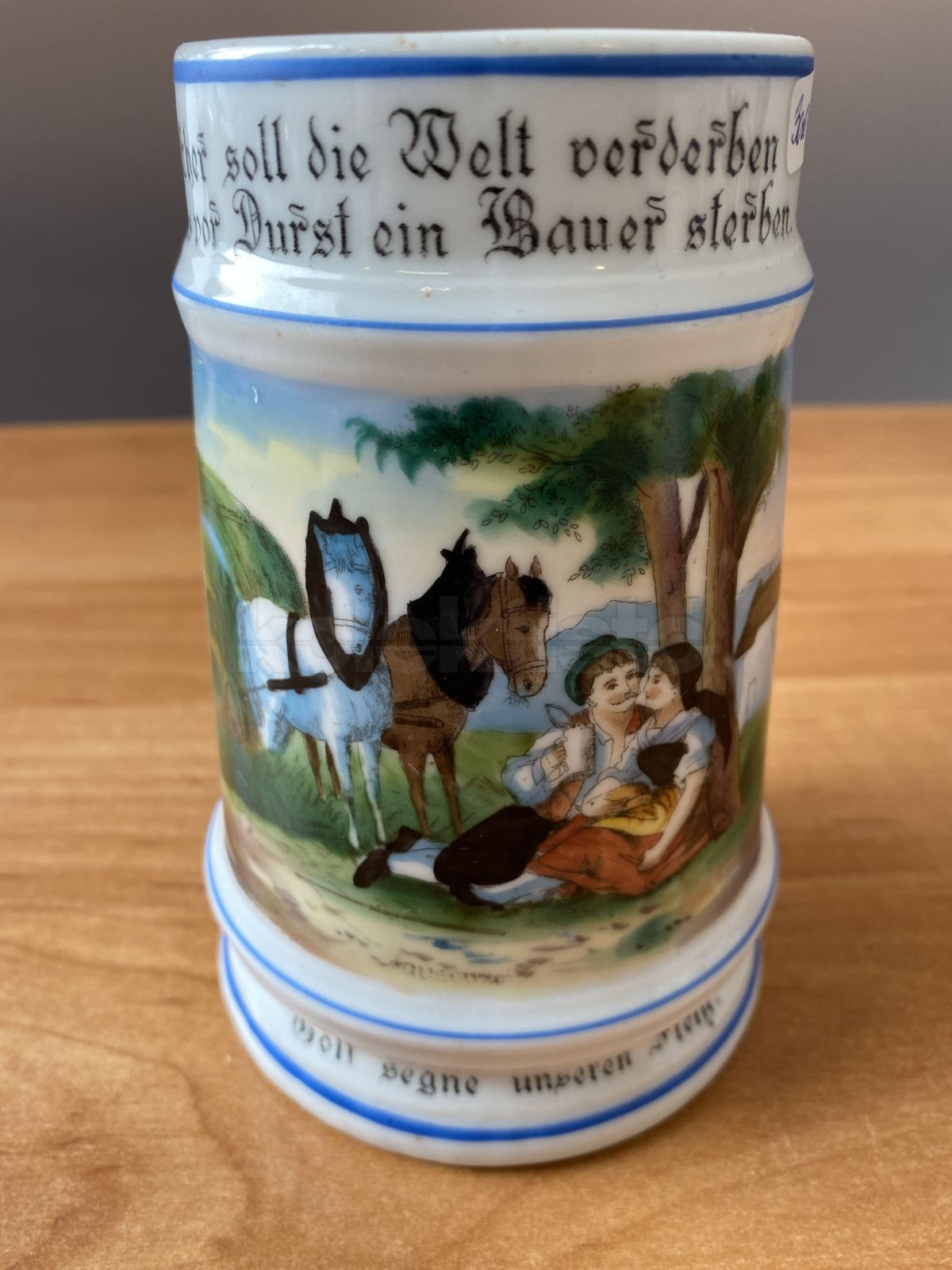 Porcelánový korbel