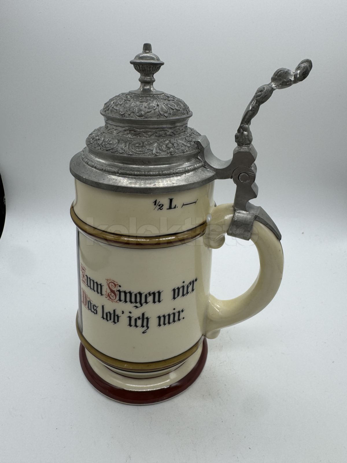 Porcelánový korbel s průsvitkou