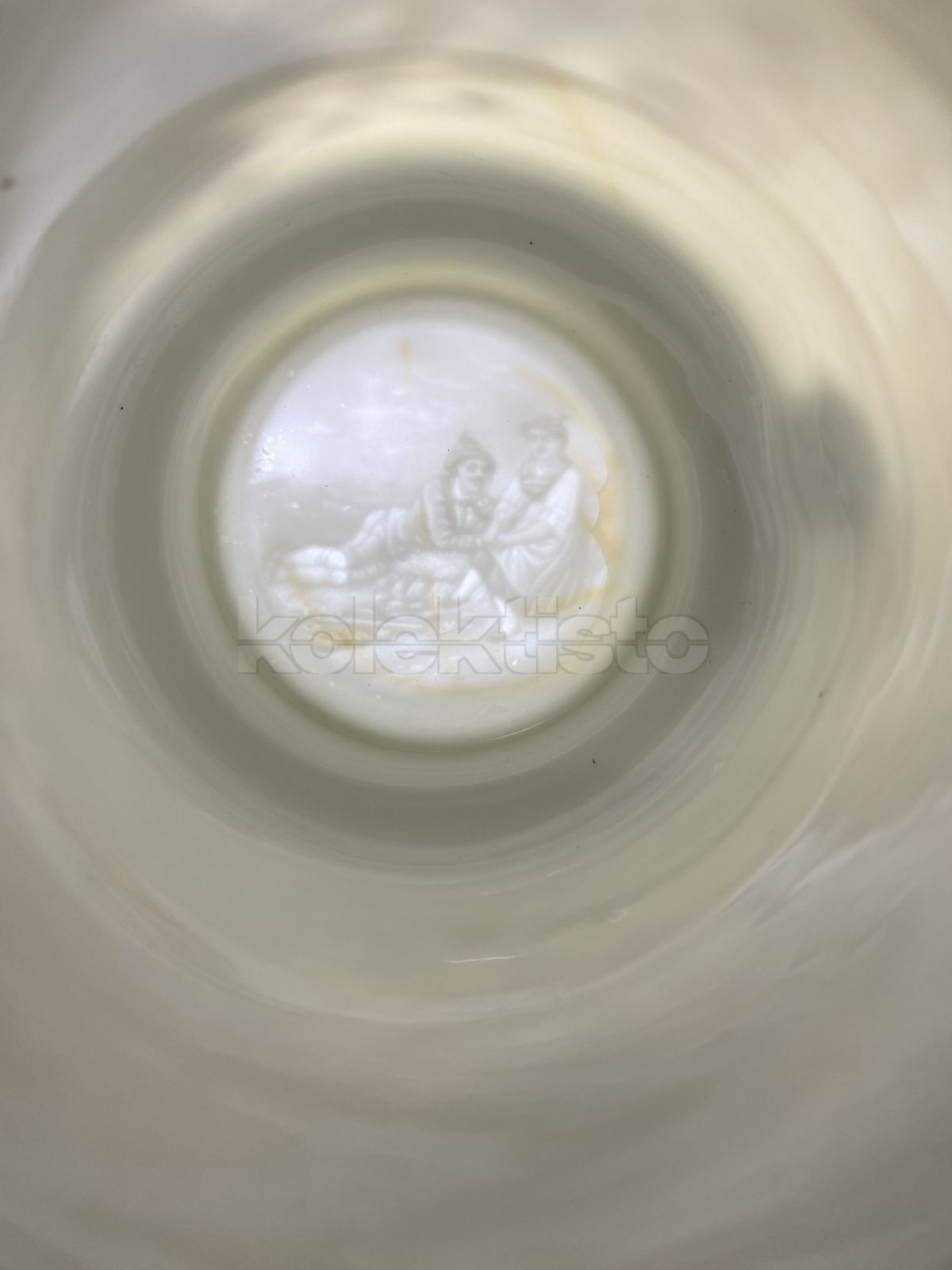 Porcelánový korbel s malbou a průsvitkou