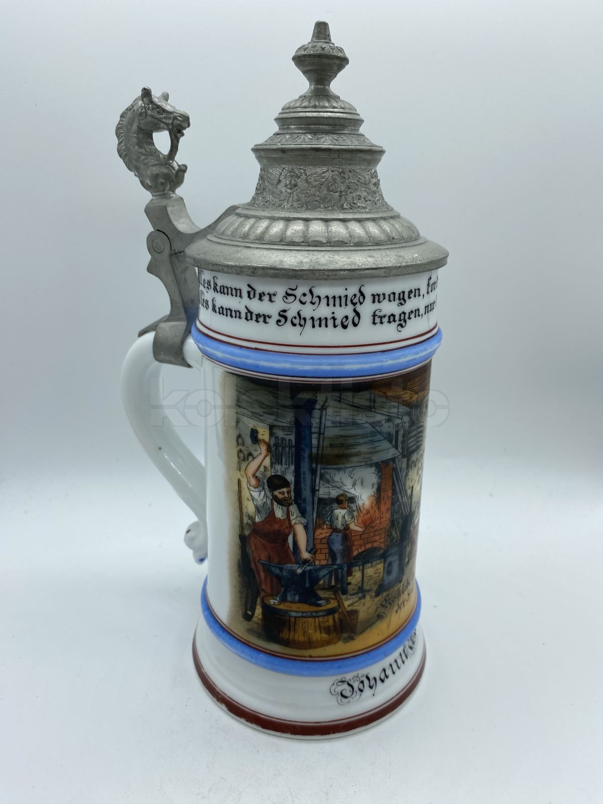 Porcelánový korbel s malbou povolání KOVÁŘ s průsvitkou
