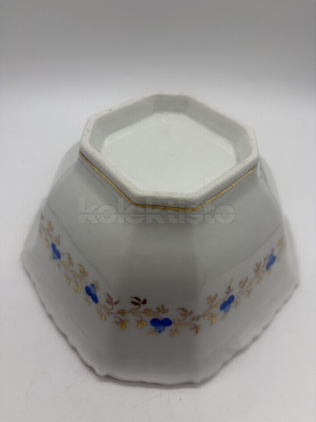 Porcelánová miska na sušenky