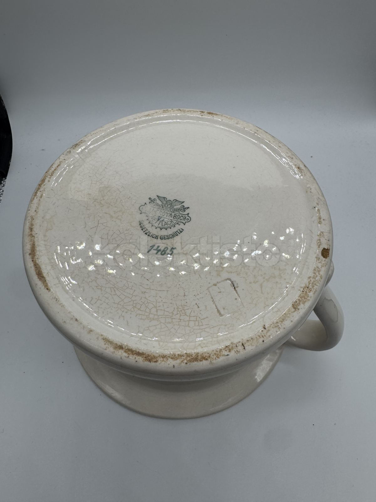 Porcelánový nočník č.124