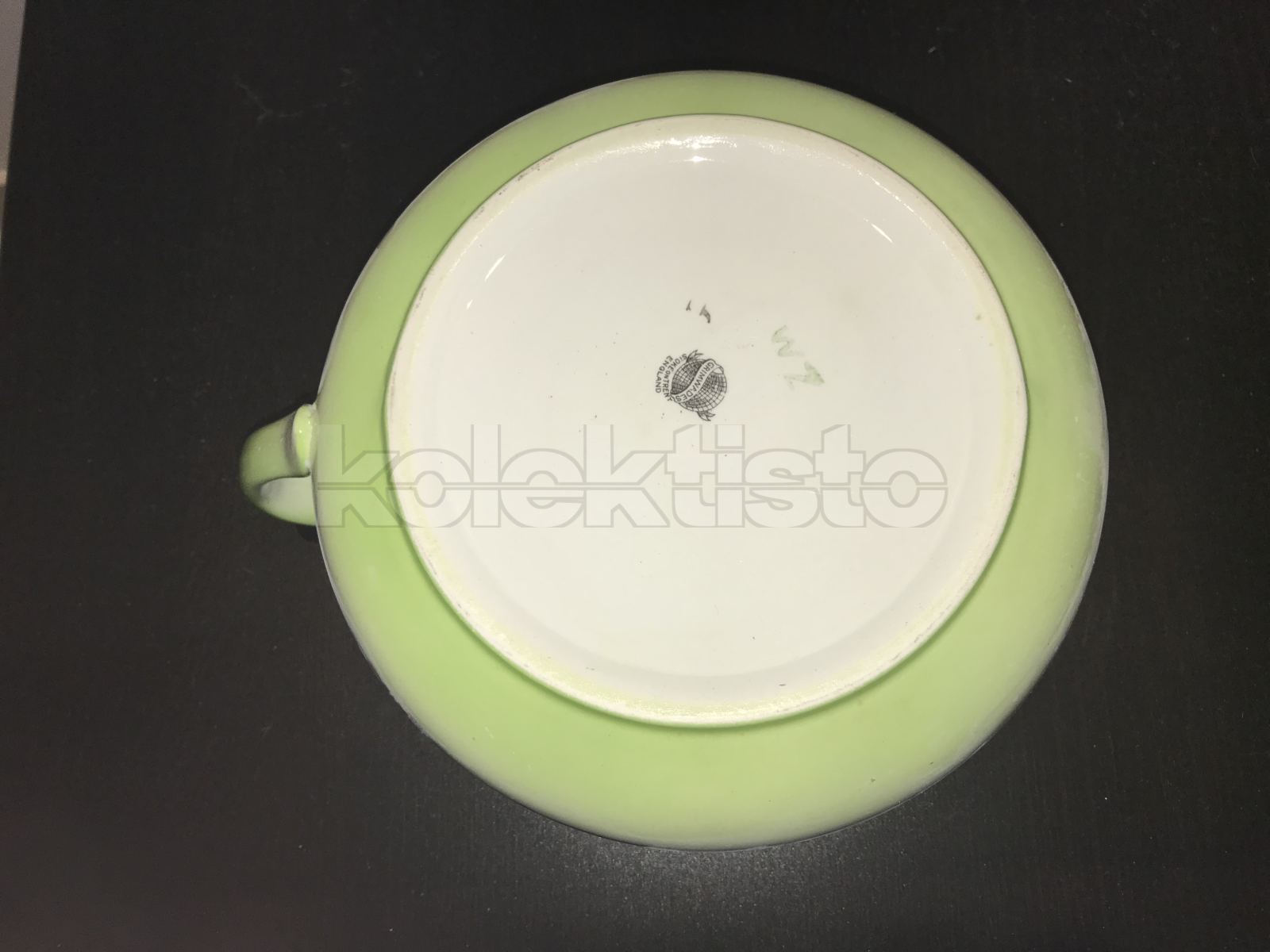 Porcelánový nočník č.27
