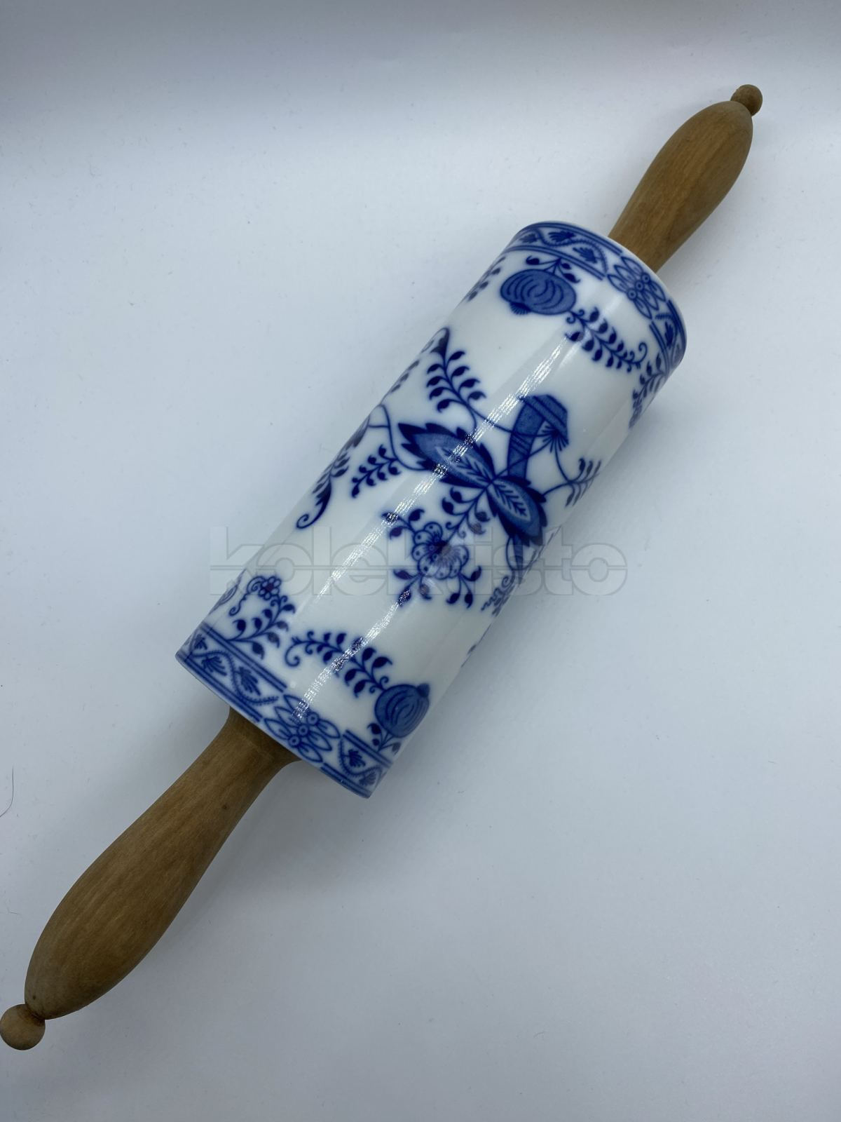 Porcelánový váleček na nudle