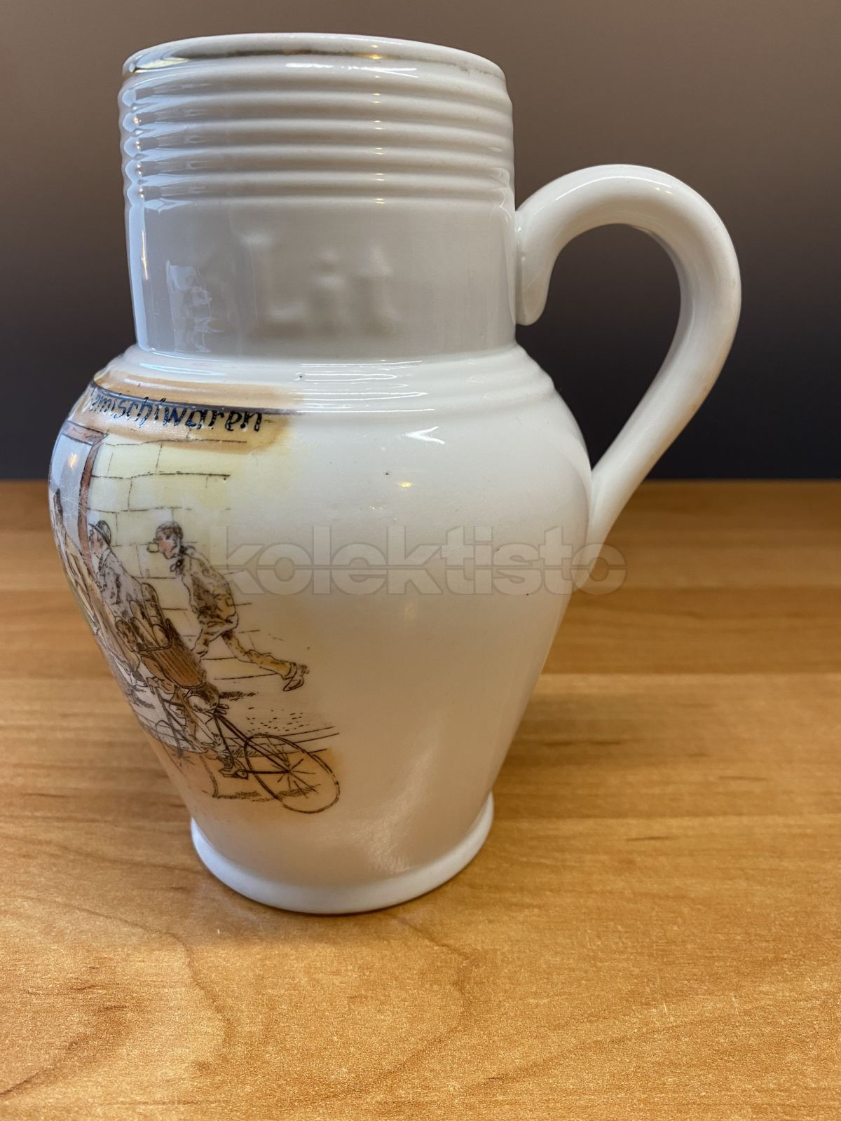 Porcelánový reklamní džbánek PROSIT NEUJAHR 1908 FAMILIE RÖMER