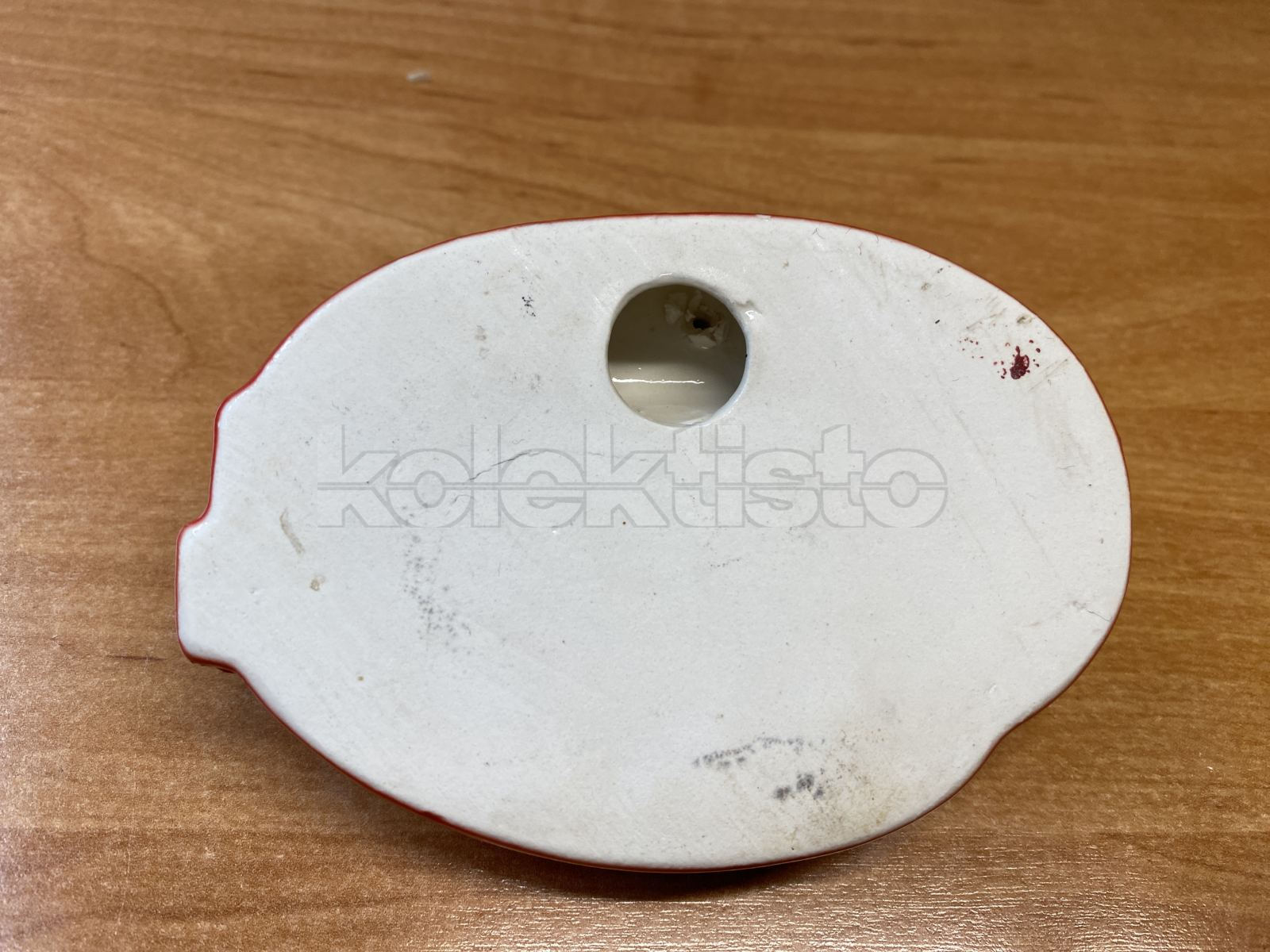 Keramický popelník Tři králíci