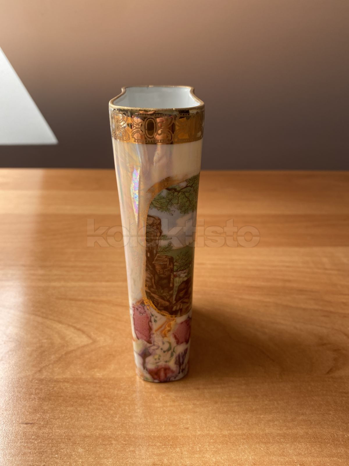 Porcelánový lázeňský pohárek