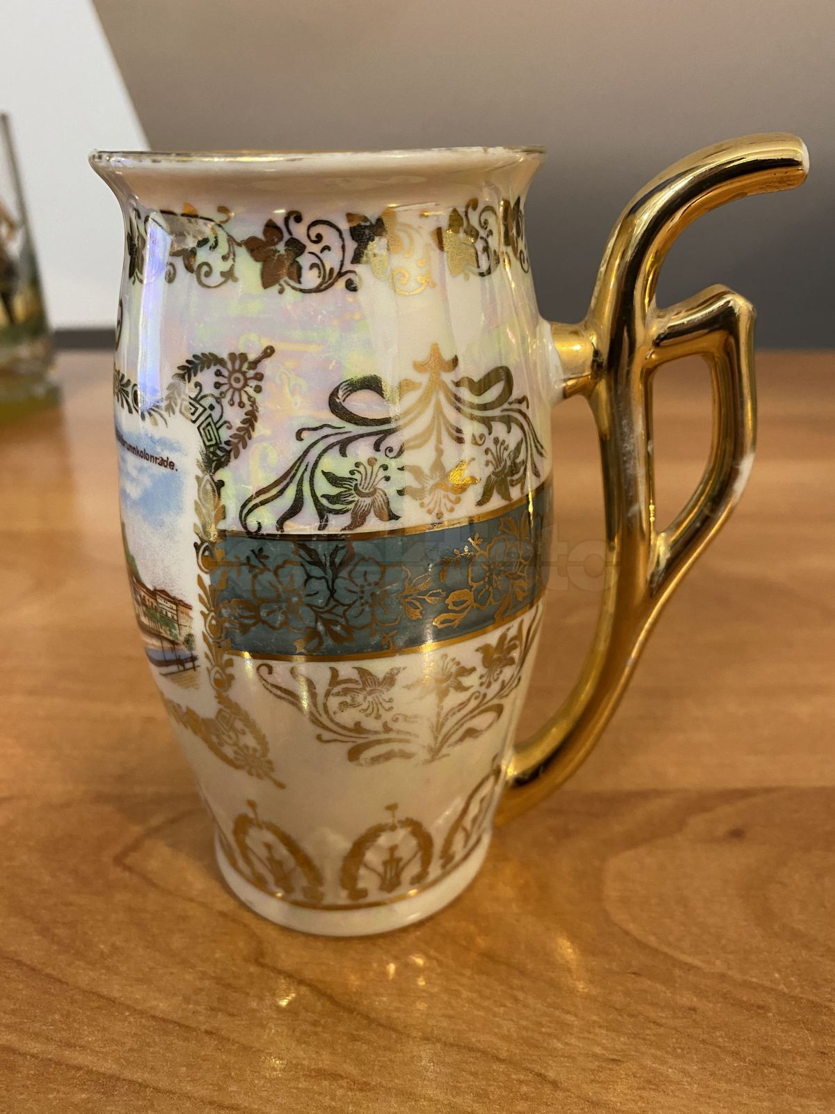 Porcelánový lázeňský pohárek