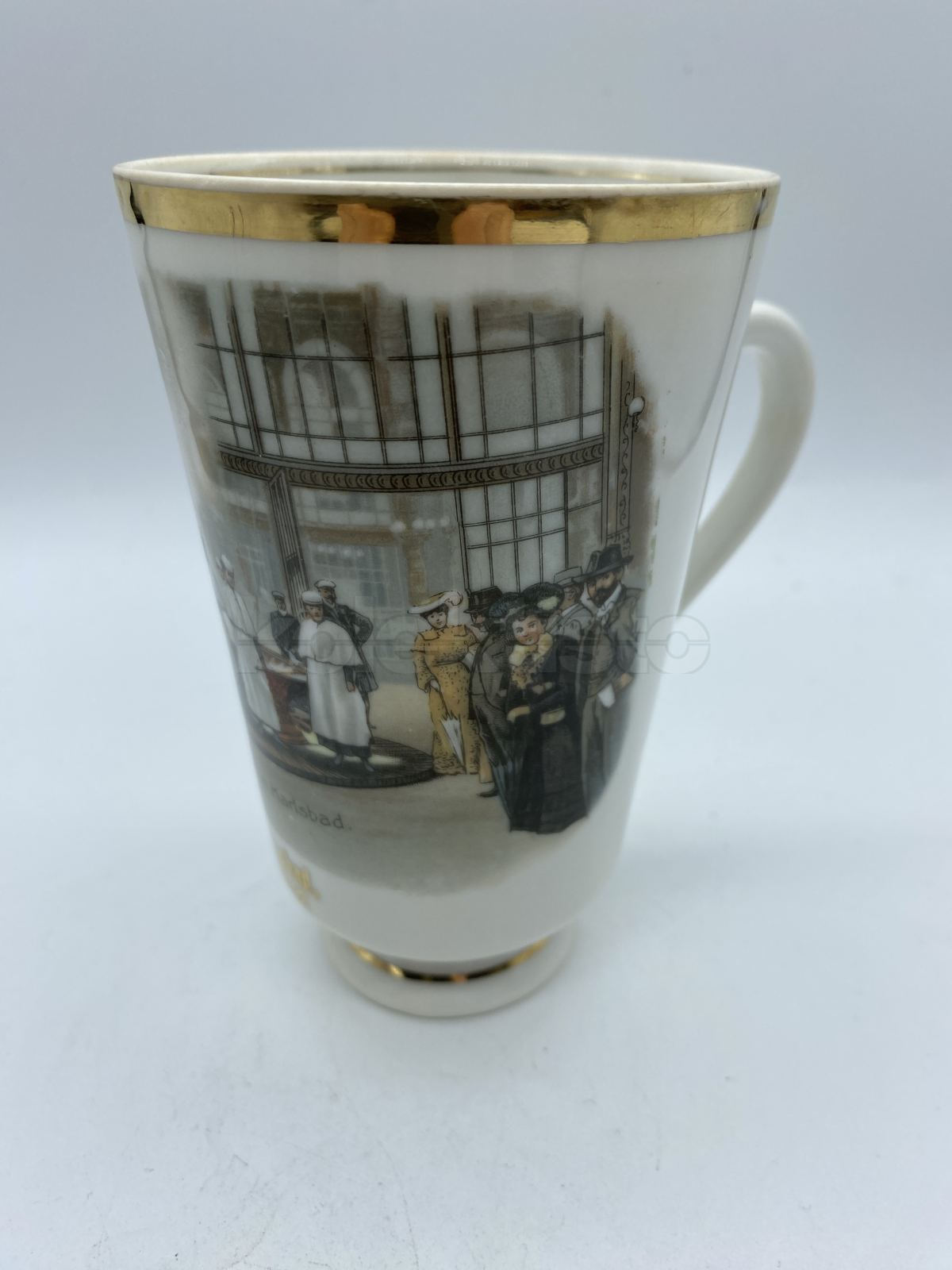 Porcelánový lázeňský pohárek