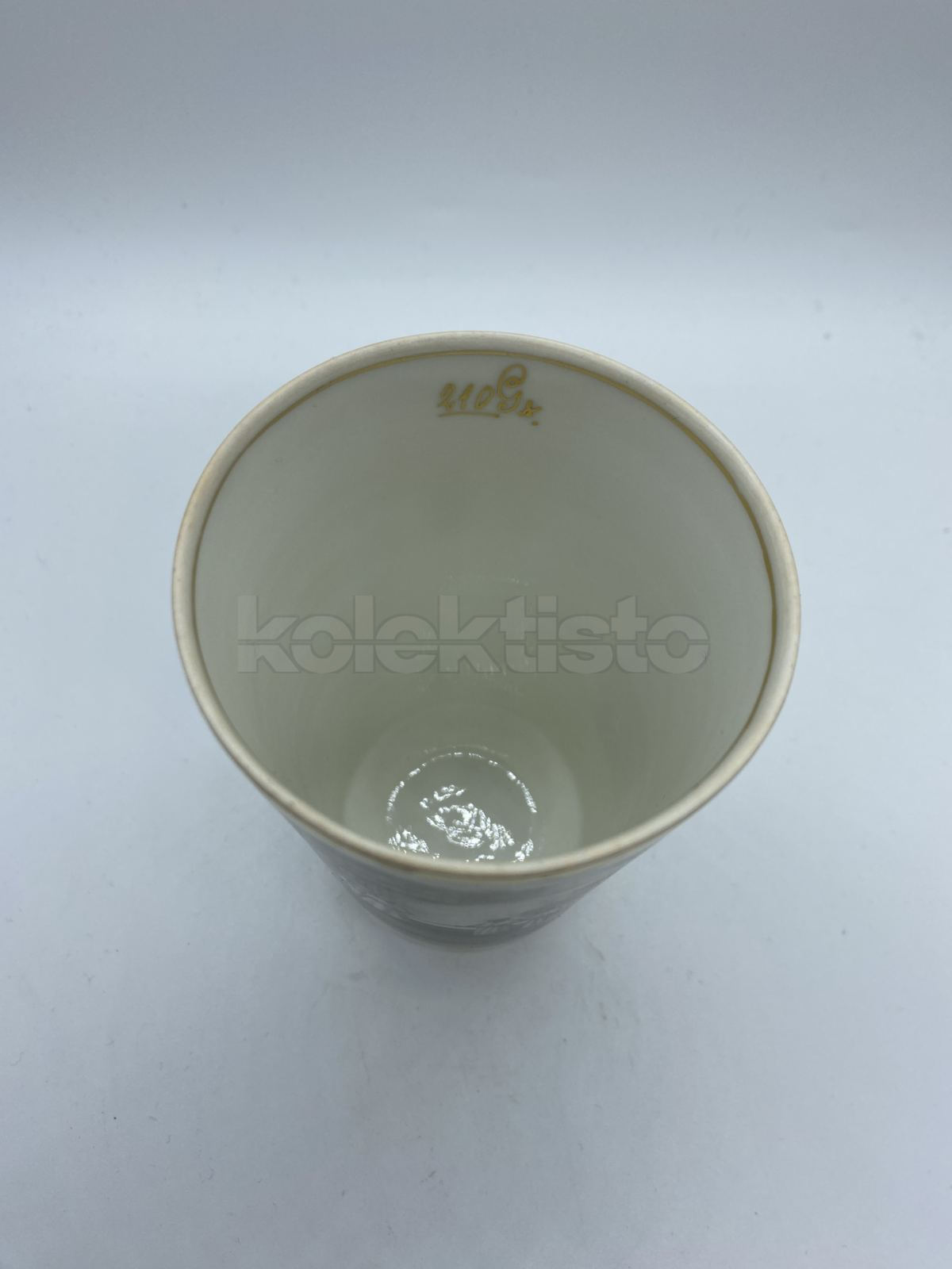 Porcelánový lázeňský pohárek