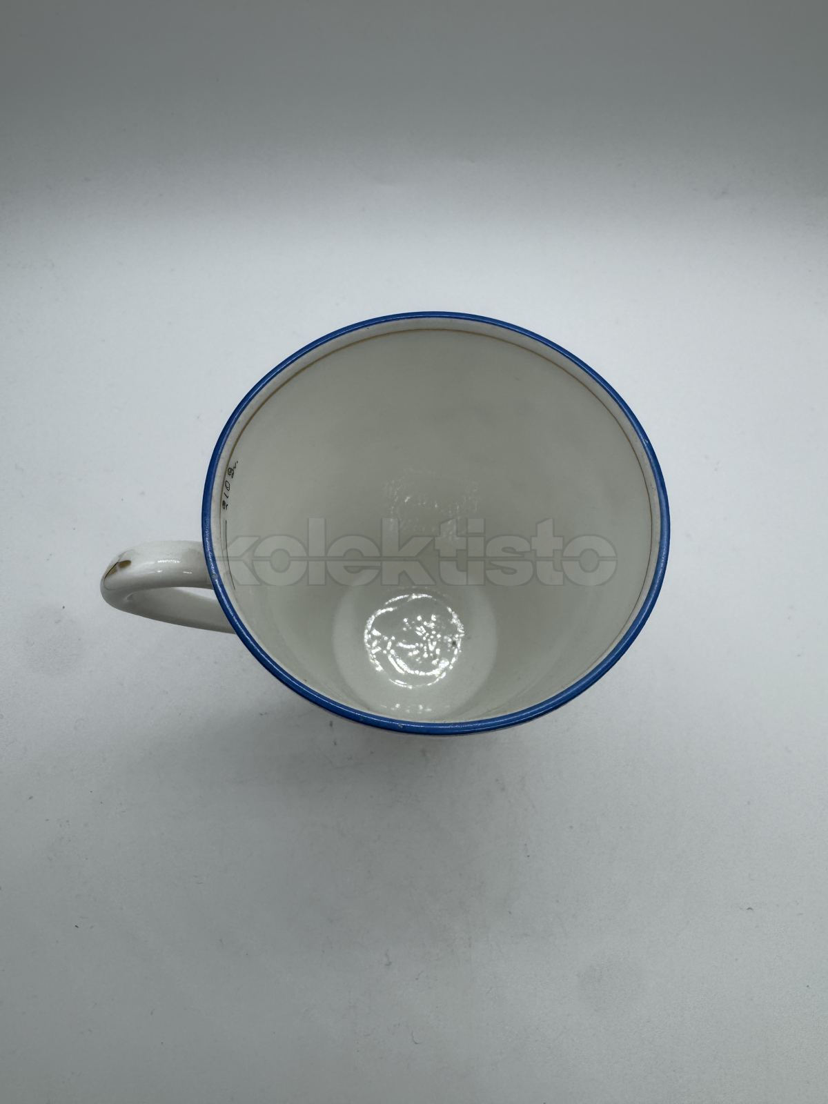 Porcelánový lázeňský pohárek