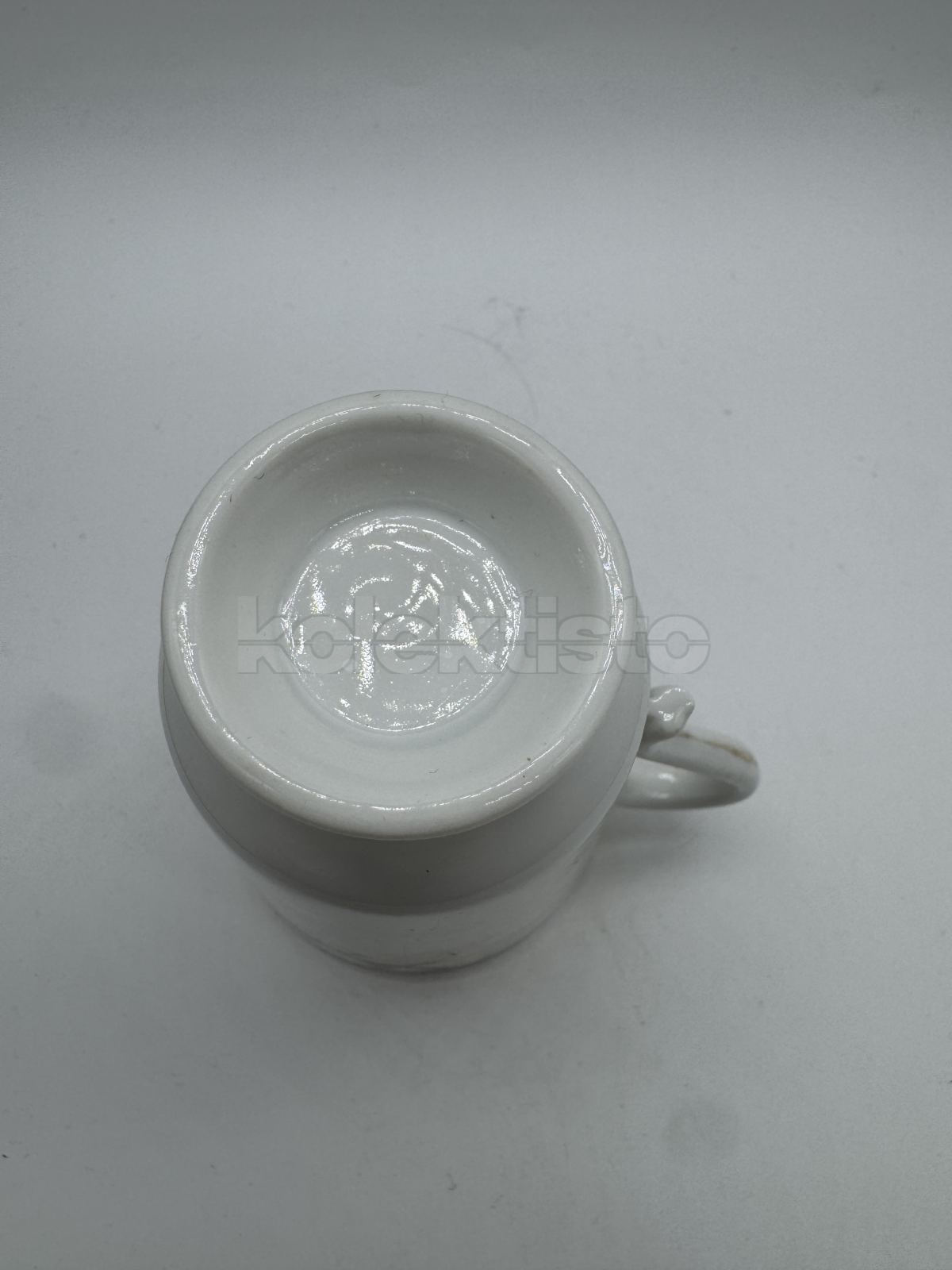 Porcelánový lázeňský pohárek