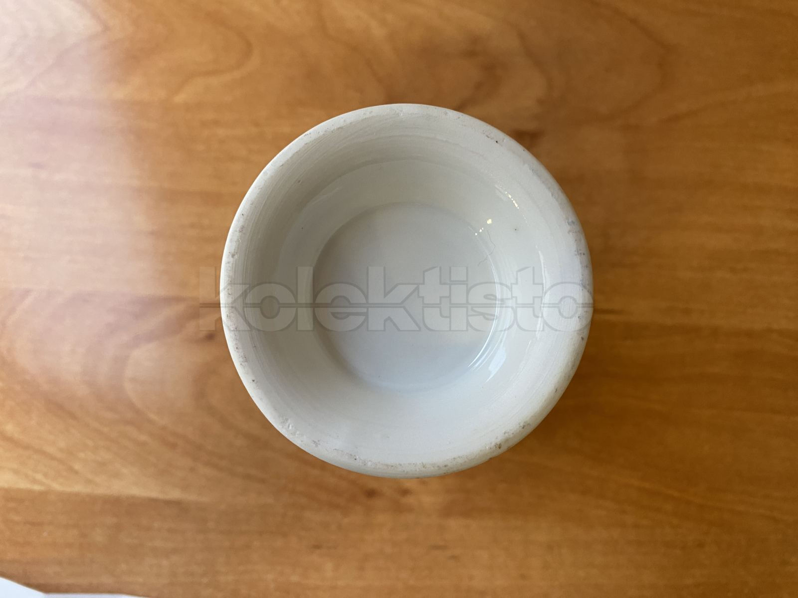 Porcelánový lázeňský pohárek