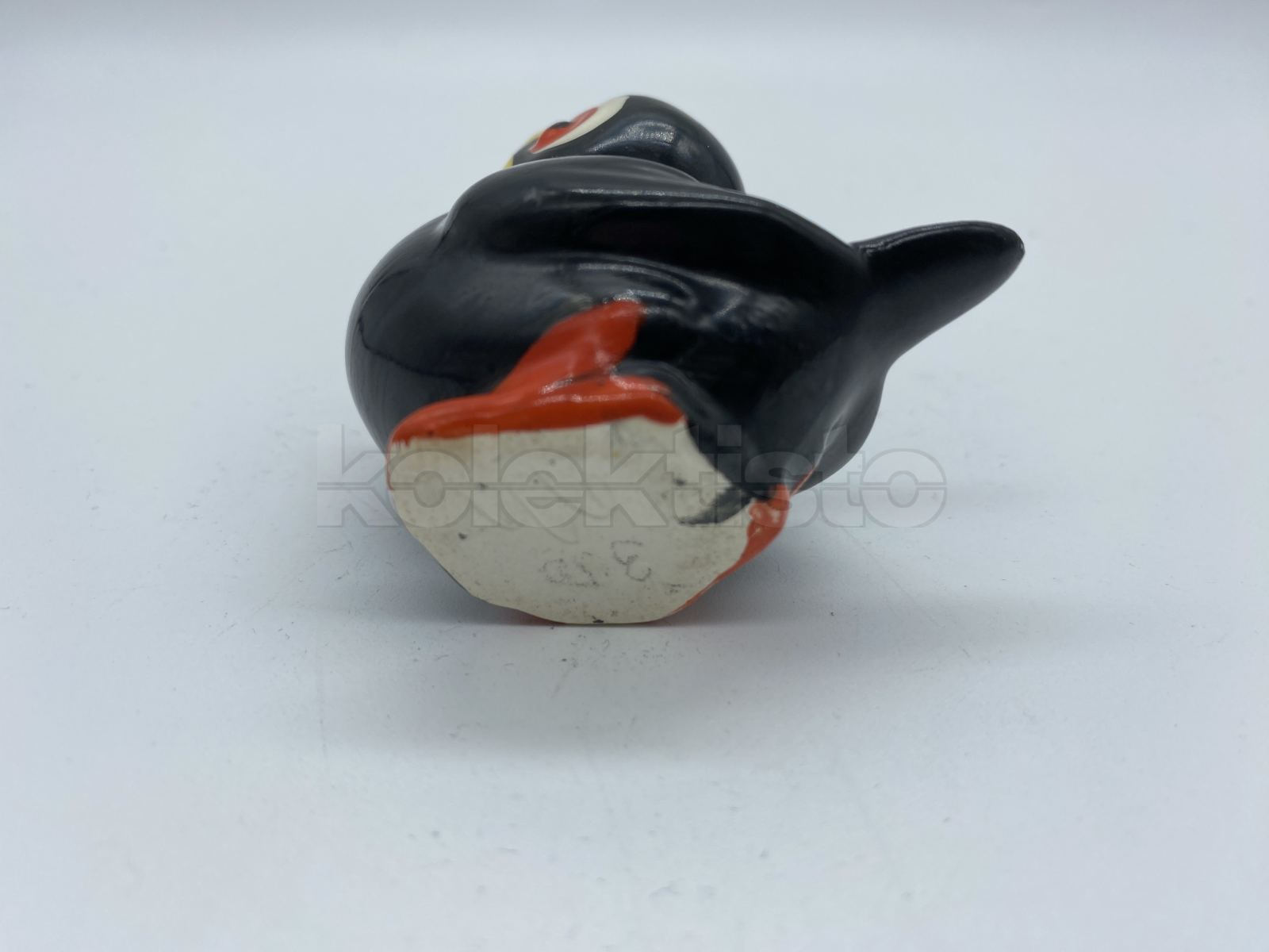 Porcelánový stojánek na párátka